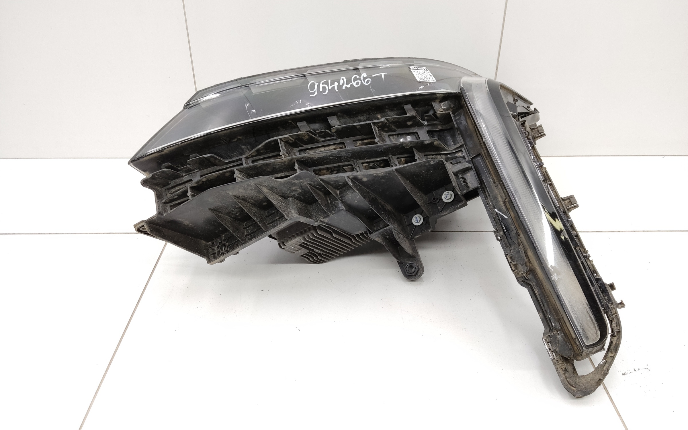 Фара передняя левая Exeed RX LED