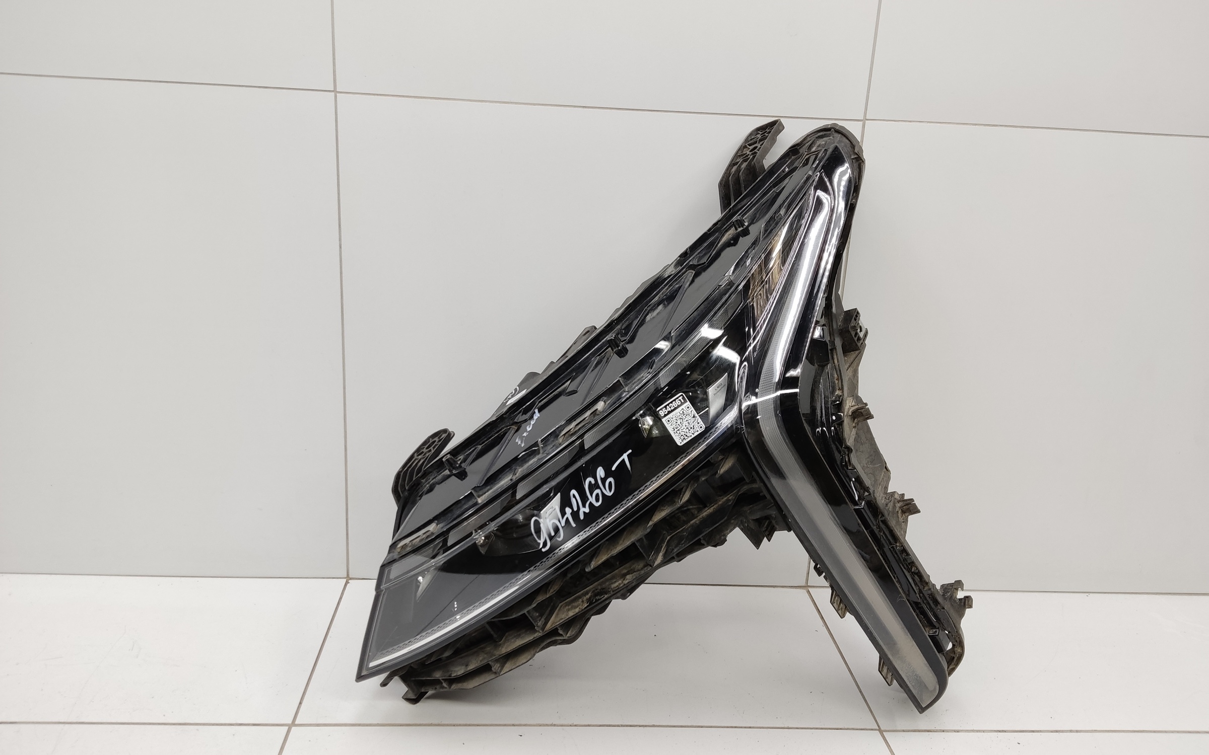 Фара передняя левая Exeed RX LED