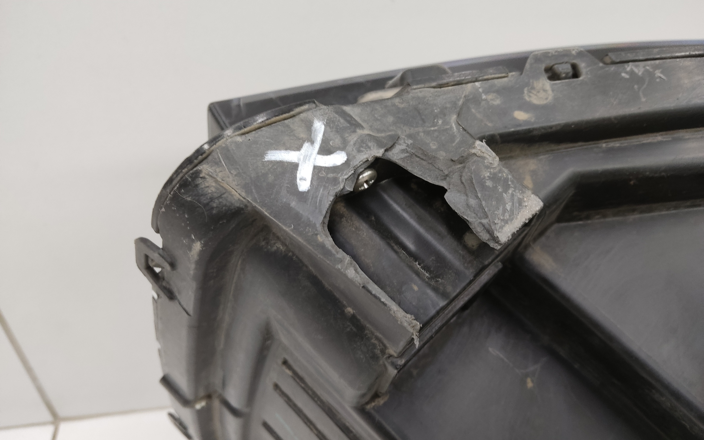 Фара передняя левая Tank 500 LED