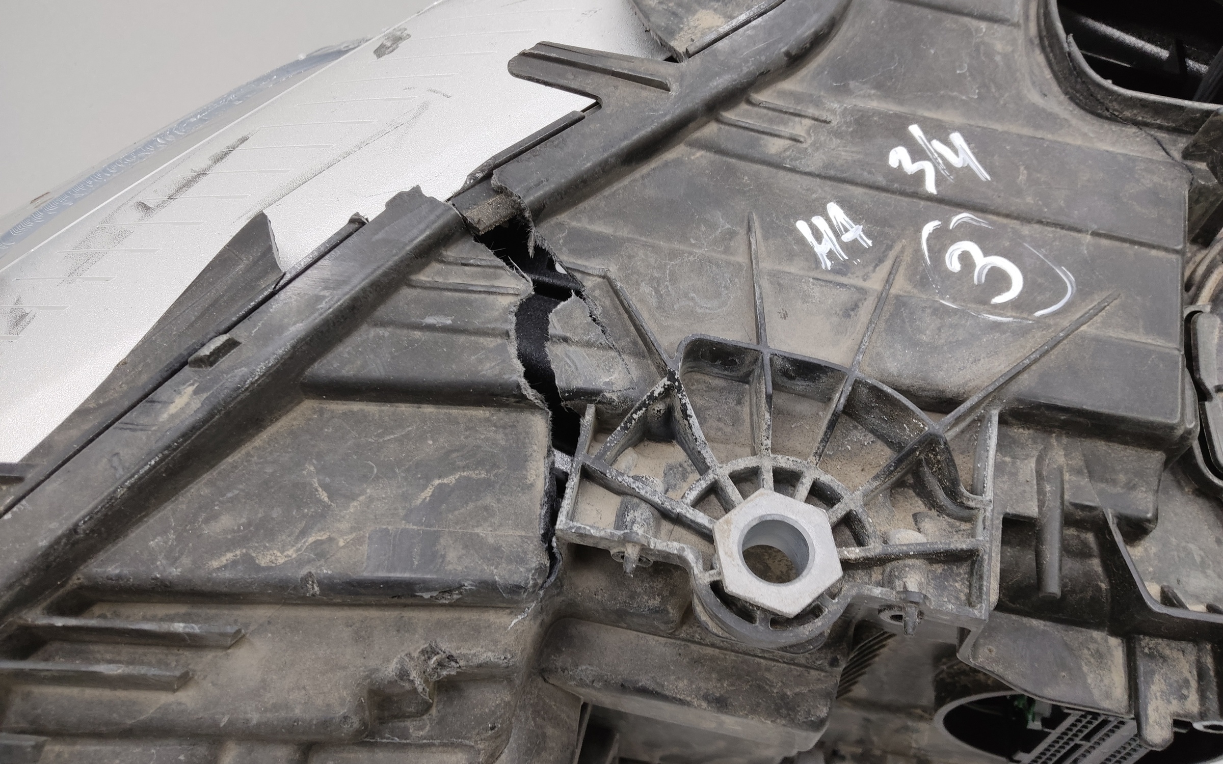 Фара передняя правая BMW 7er G11 Restail LED