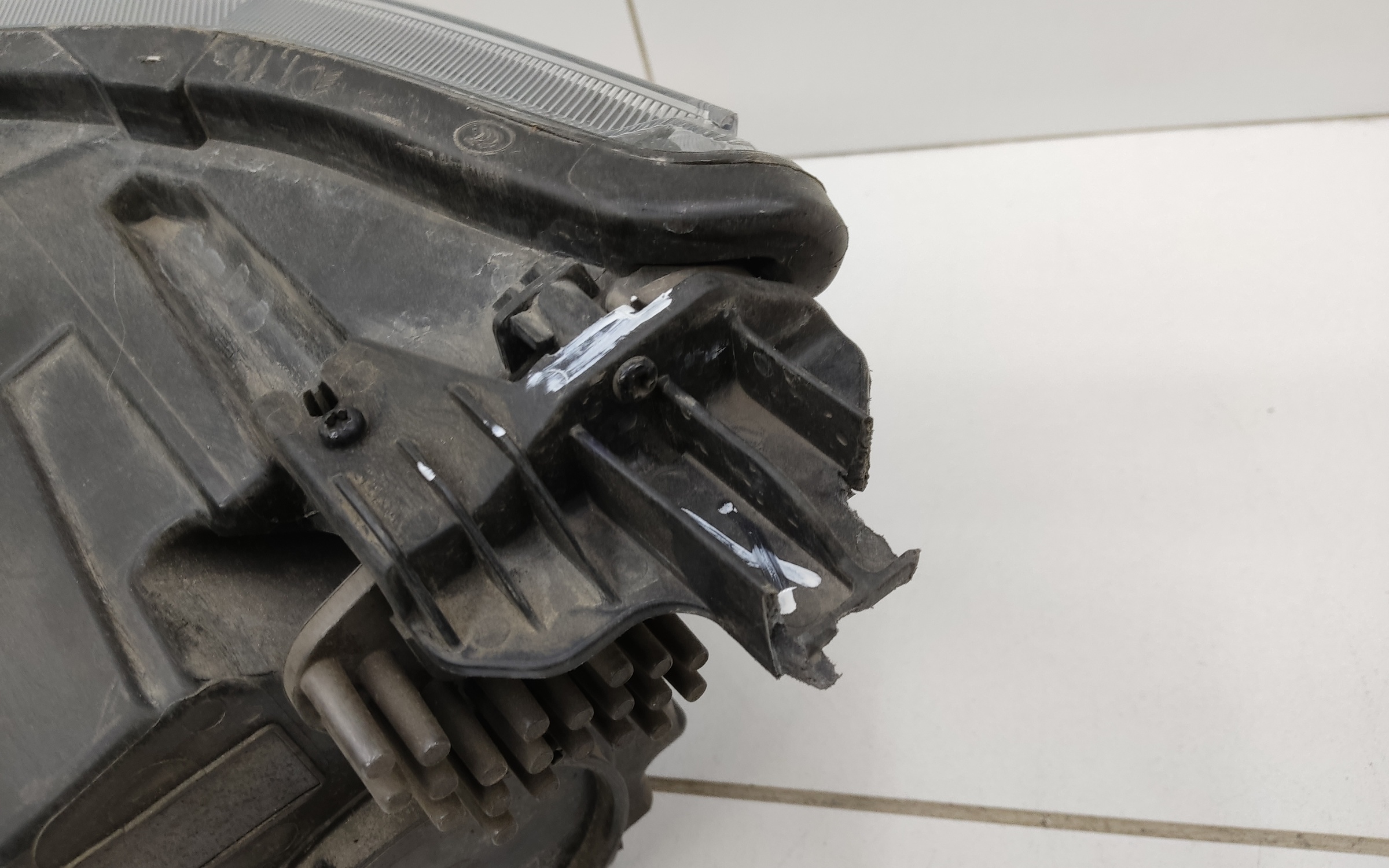 Фара передняя правая Chery Tiggo 8 Pro LED