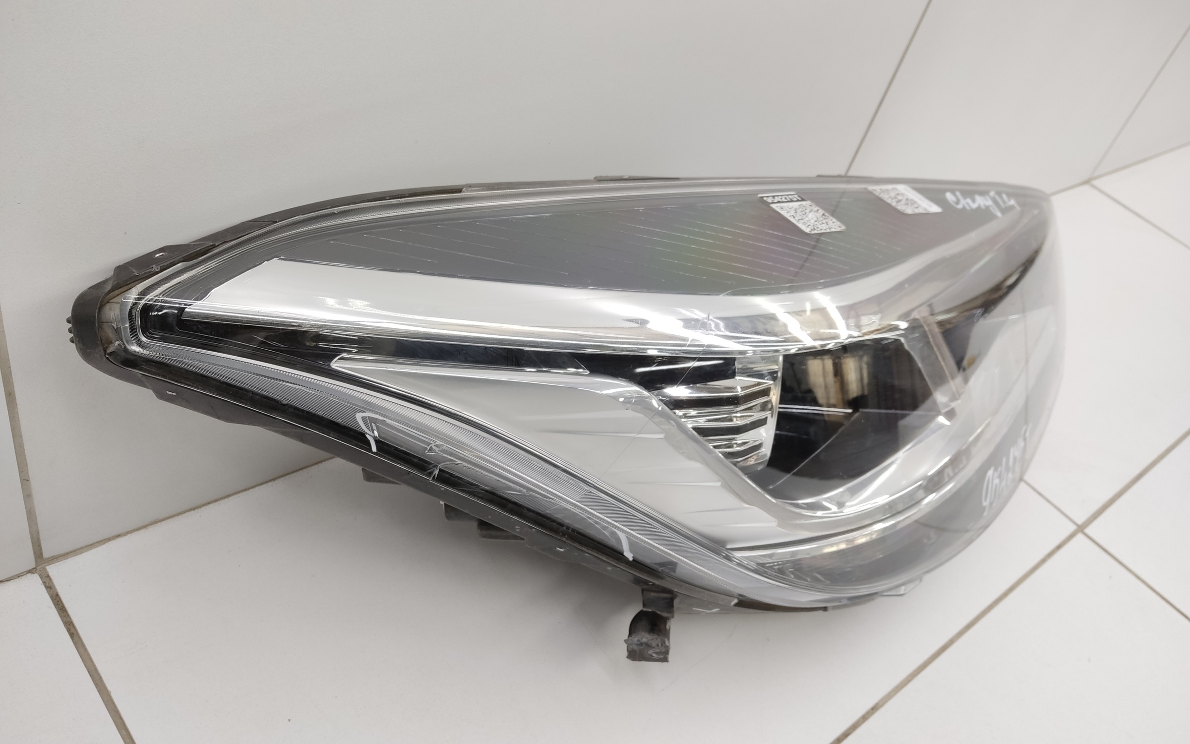 Фара передняя правая Chery Tiggo 4 Pro галоген линза