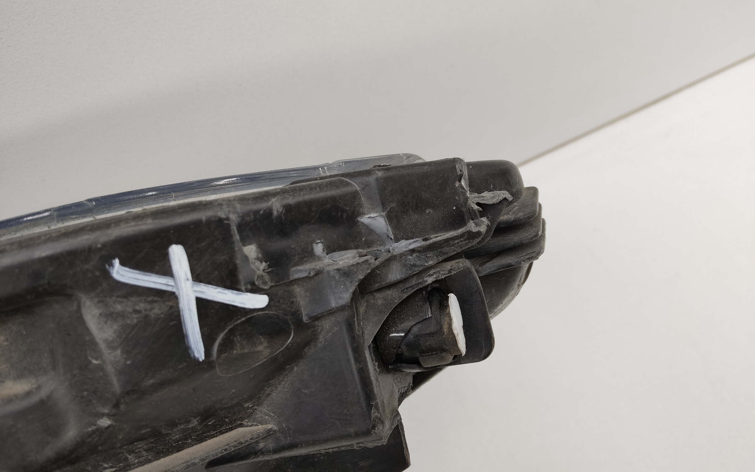 Фара передняя правая Chery Tiggo 4 Pro галоген линза