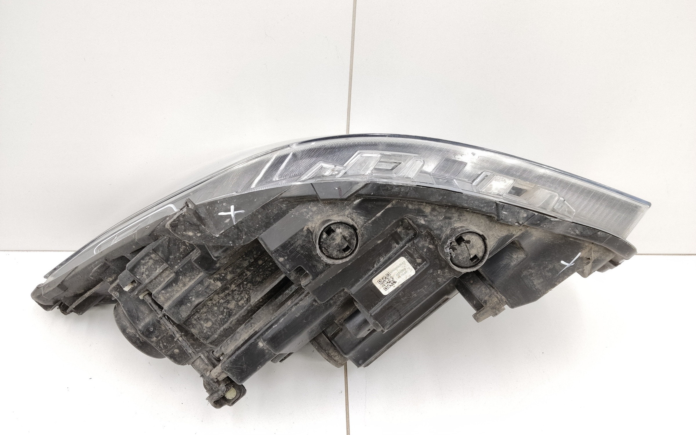 Фара передняя правая Chery Tiggo 4 Pro галоген линза