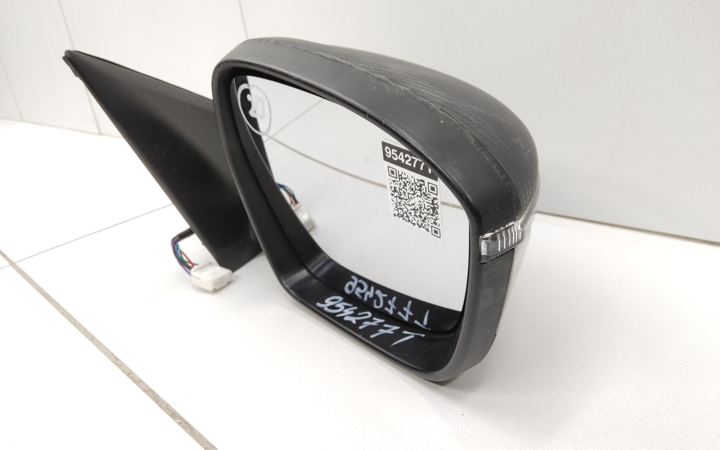 Зеркало правое Geely Coolray 8 контактов