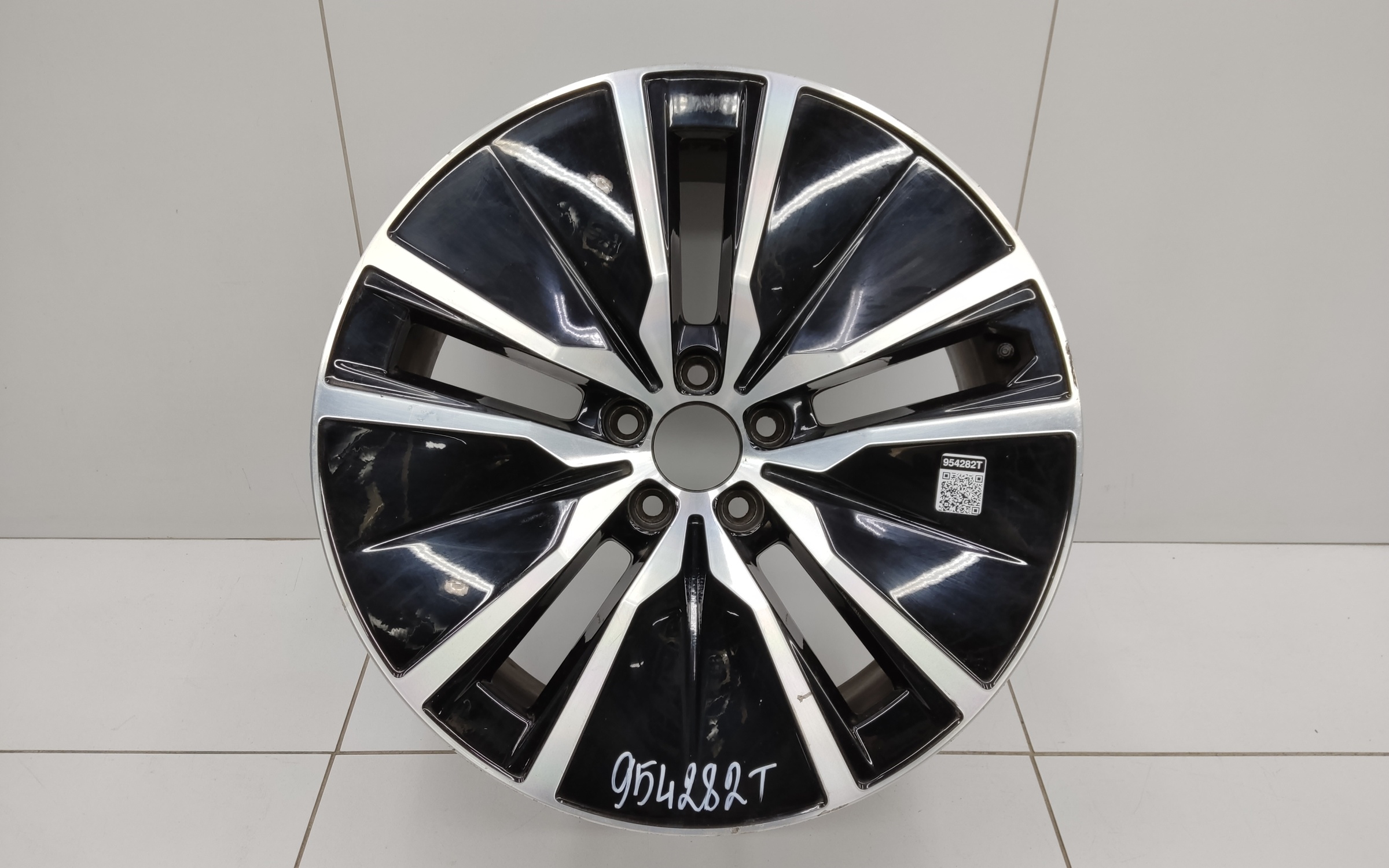 Диск колеса литой Volvo XC90 2 R19