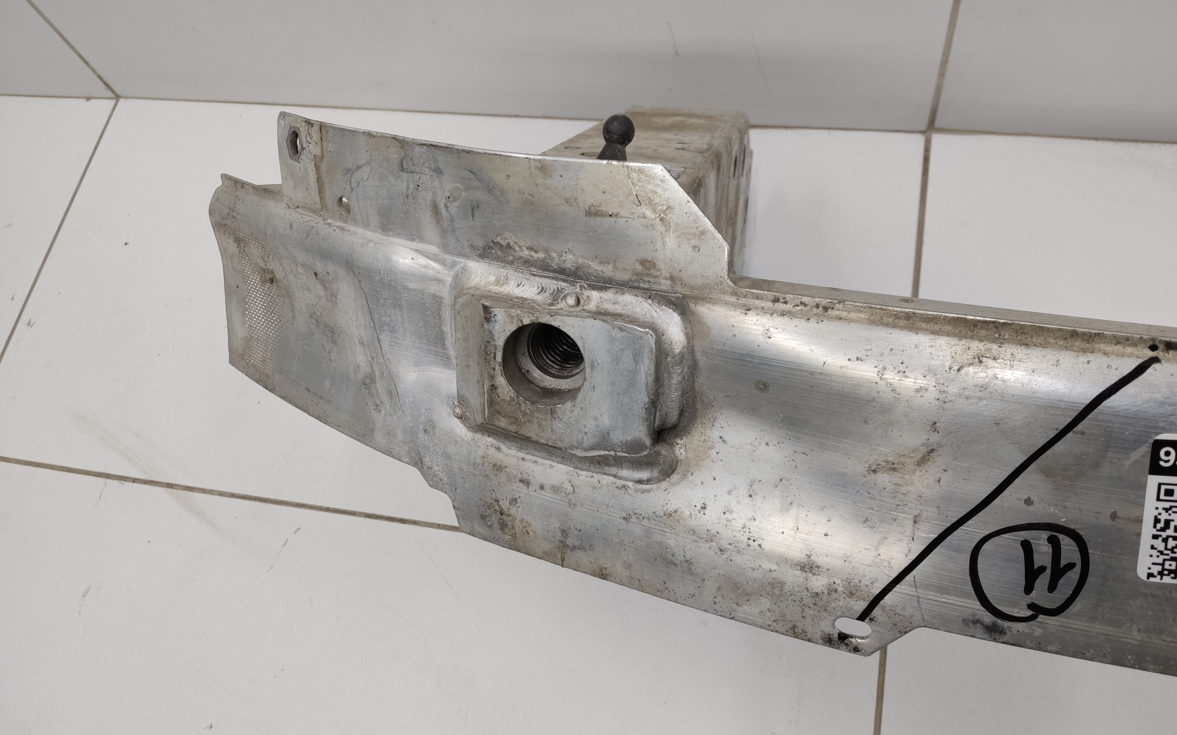 Усилитель переднего бампера BMW 7er G11 Restail