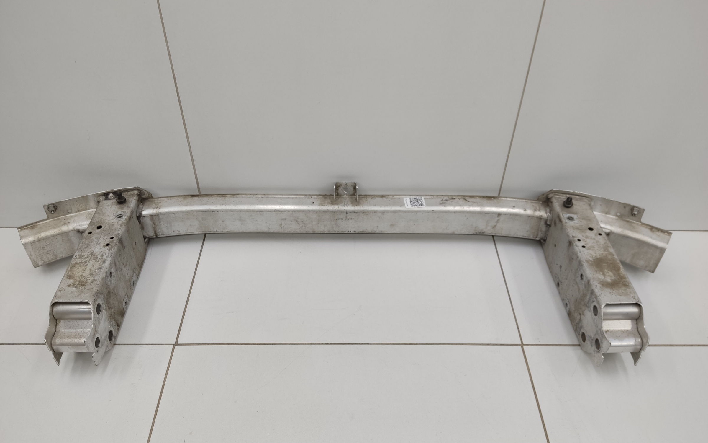 Усилитель переднего бампера BMW 7er G11 Restail