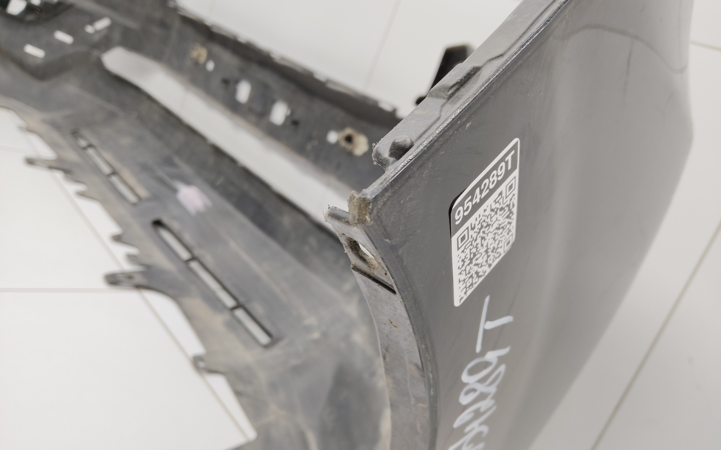 Бампер передний Toyota Land Cruiser Prado 150 Restail 2