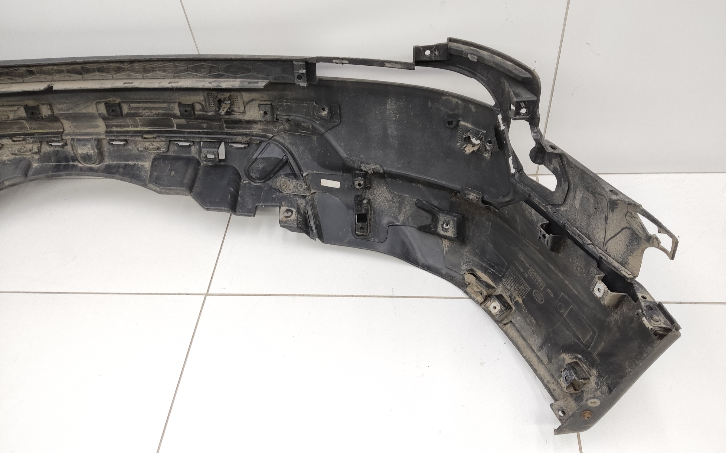 Бампер задний Land Rover Discovery Sport Restail