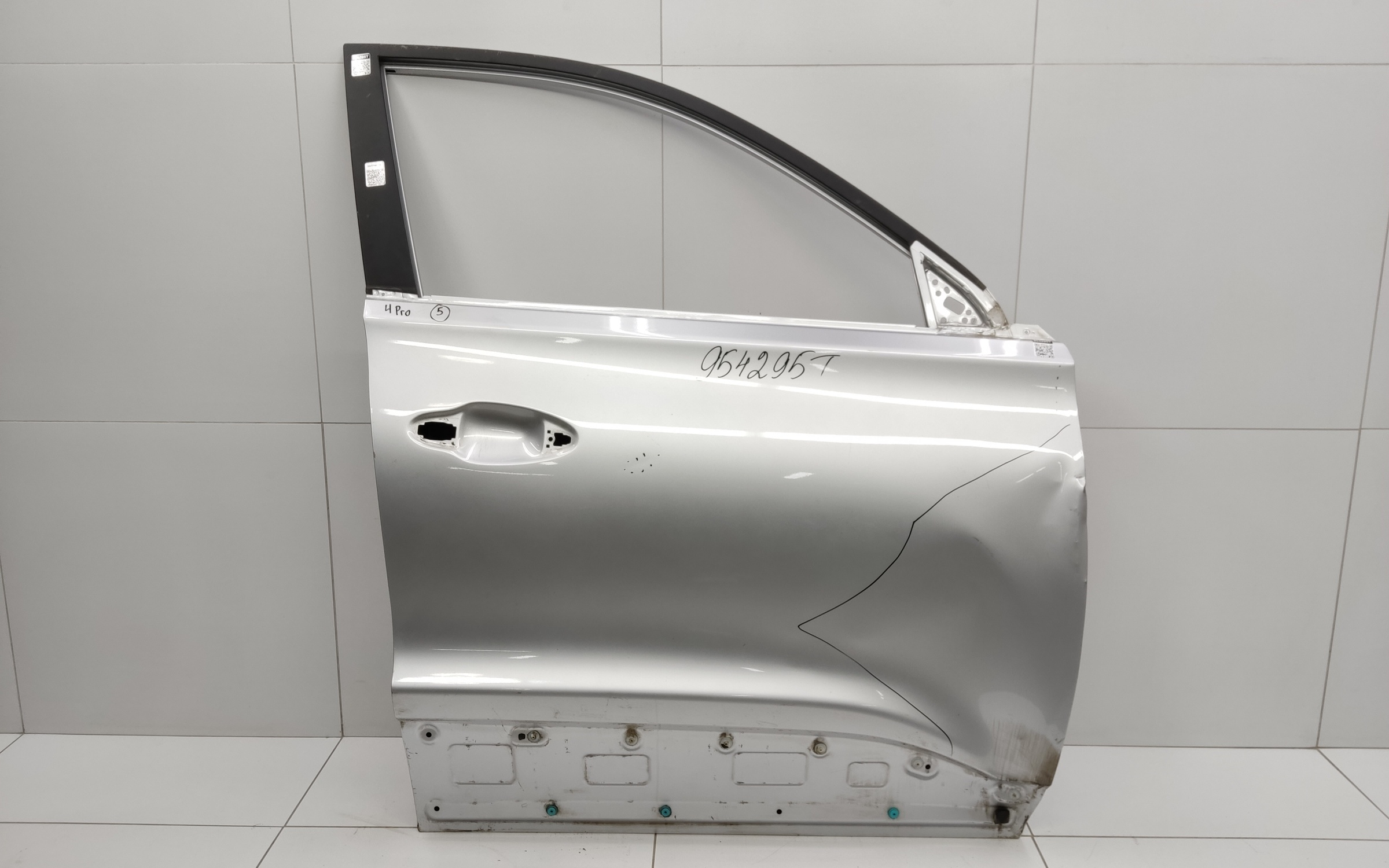Дверь передняя правая Chery Tiggo 4