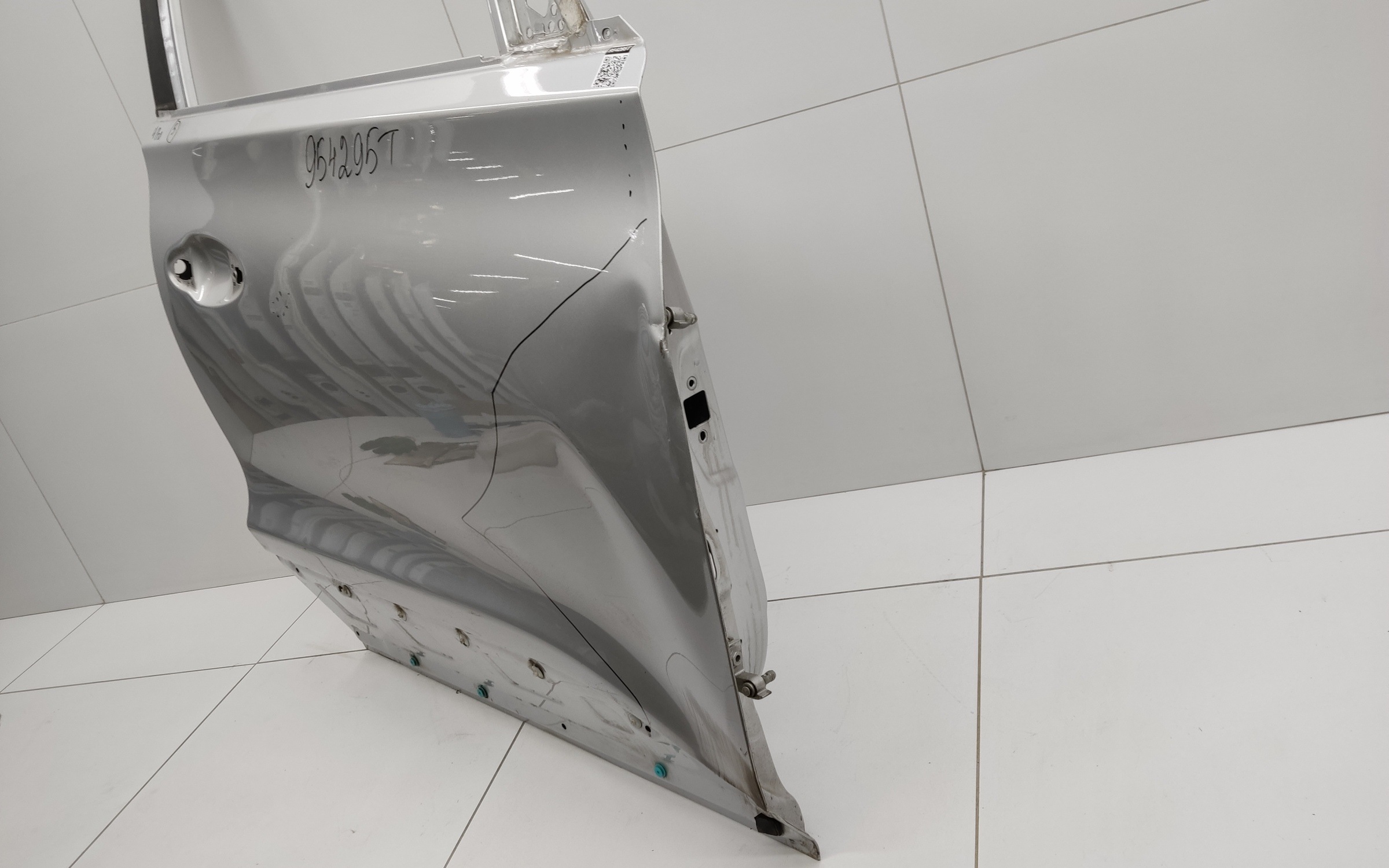 Дверь передняя правая Chery Tiggo 4