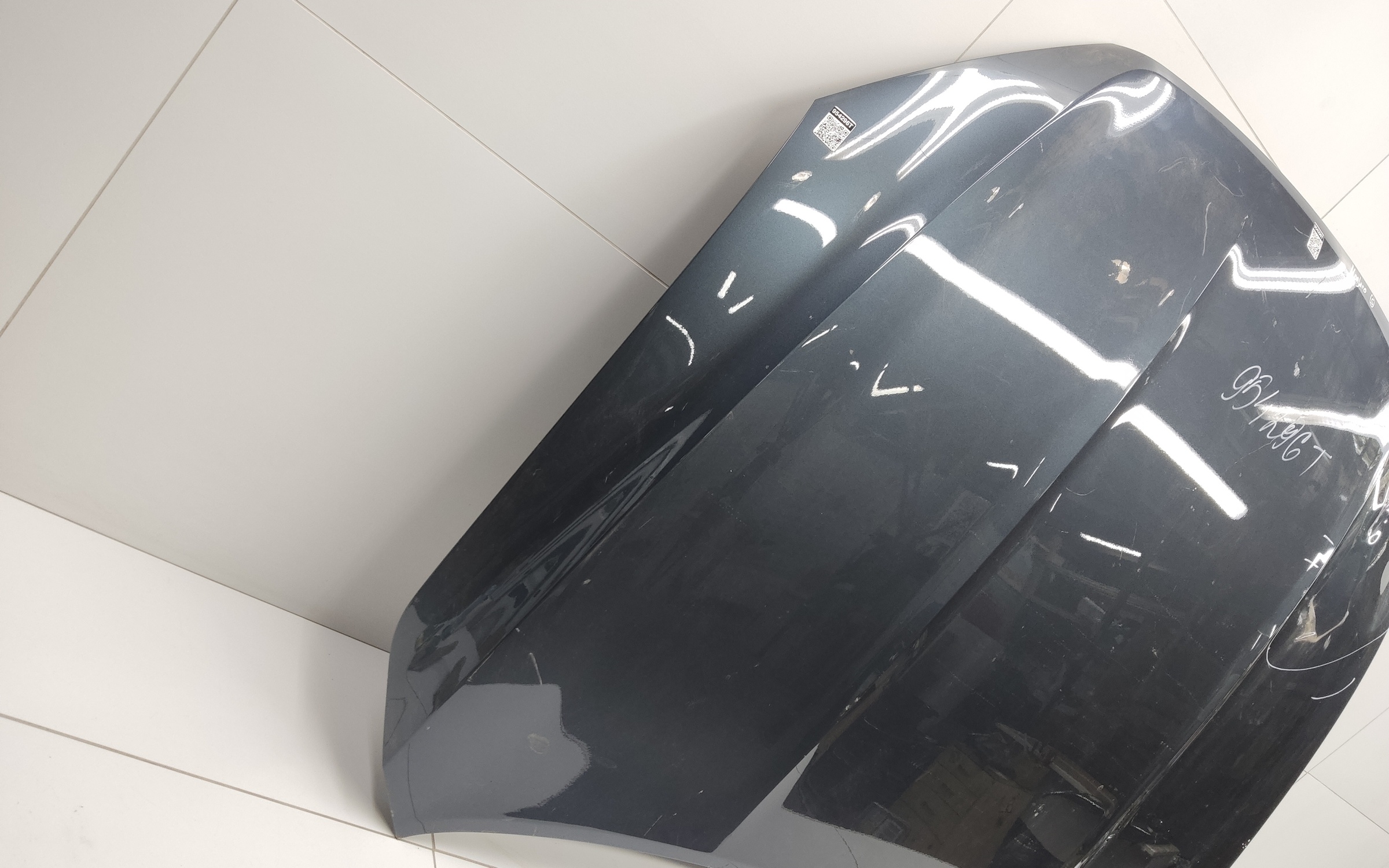 Капот Geely Monjaro