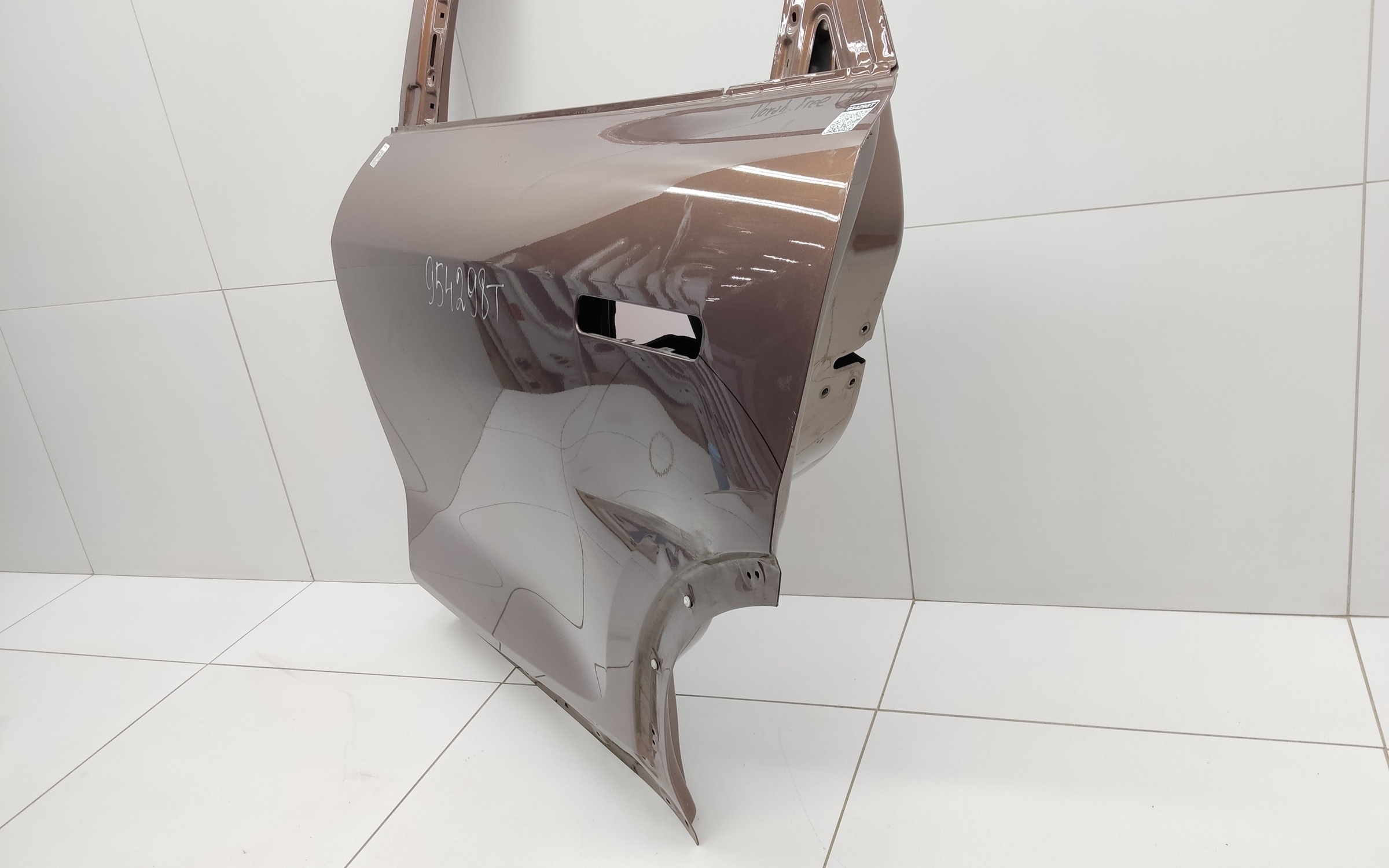 Дверь задняя левая Voyah Free