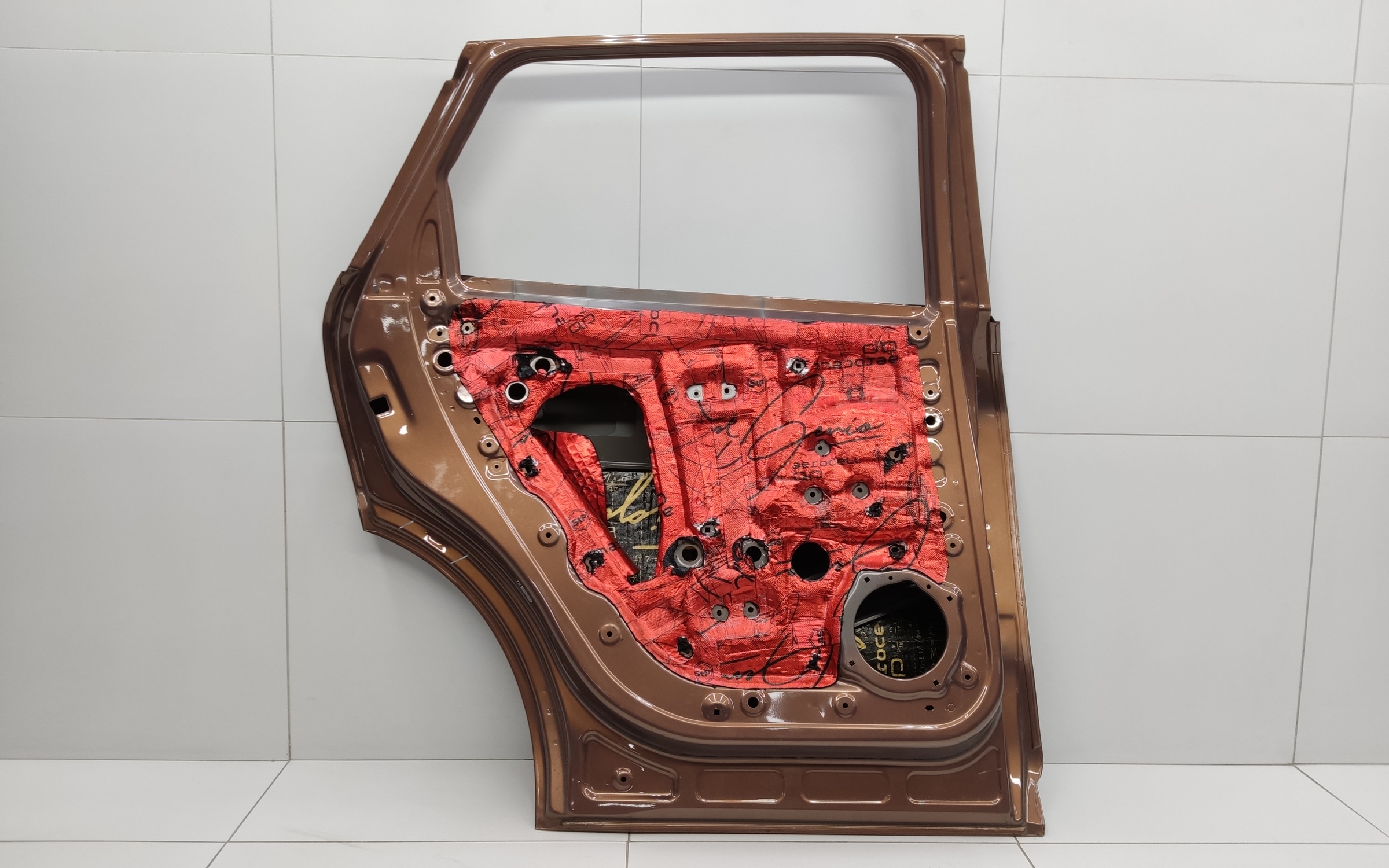 Дверь задняя левая Voyah Free