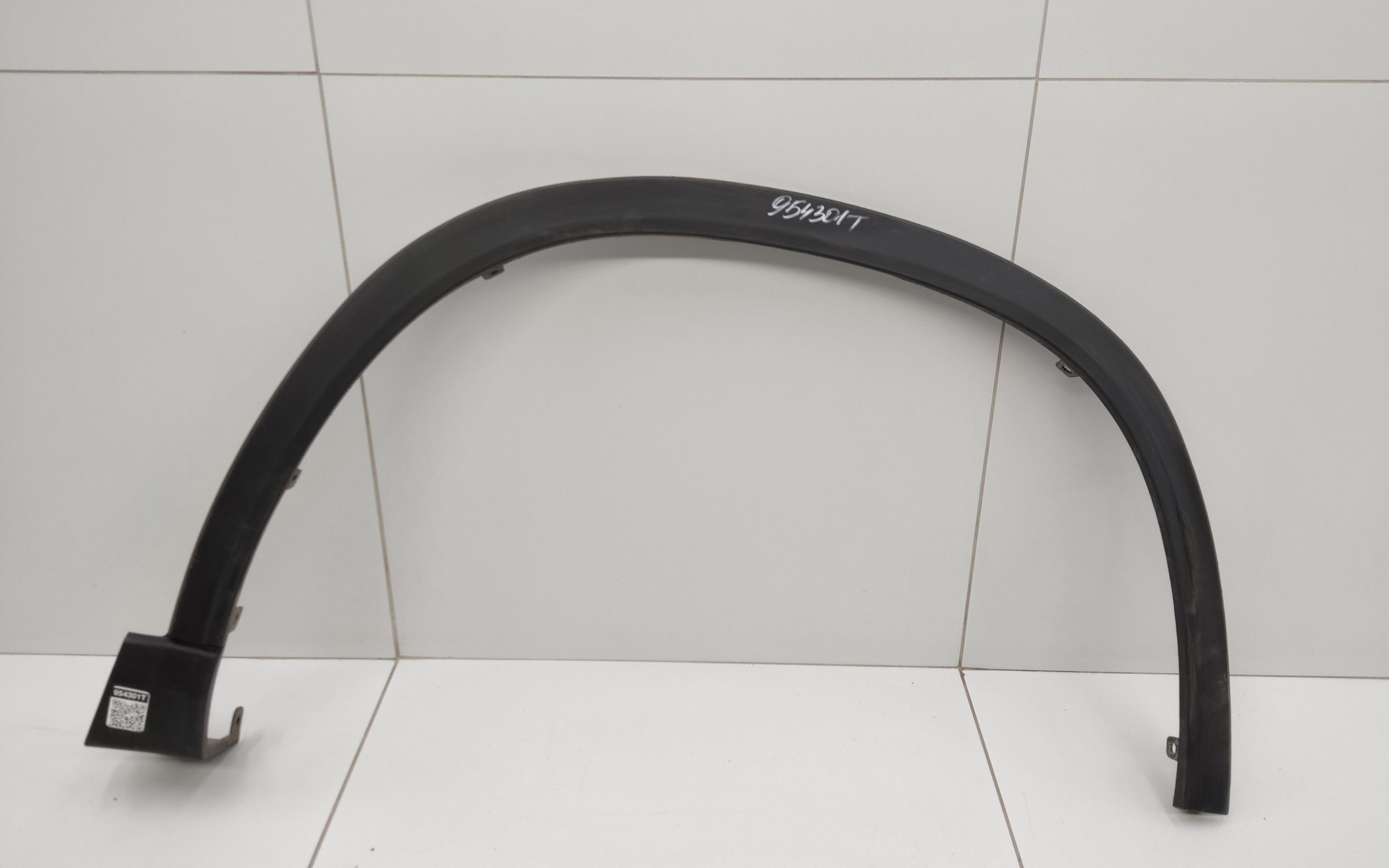 Накладка крыла переднего правого Chery Tiggo 8 Pro