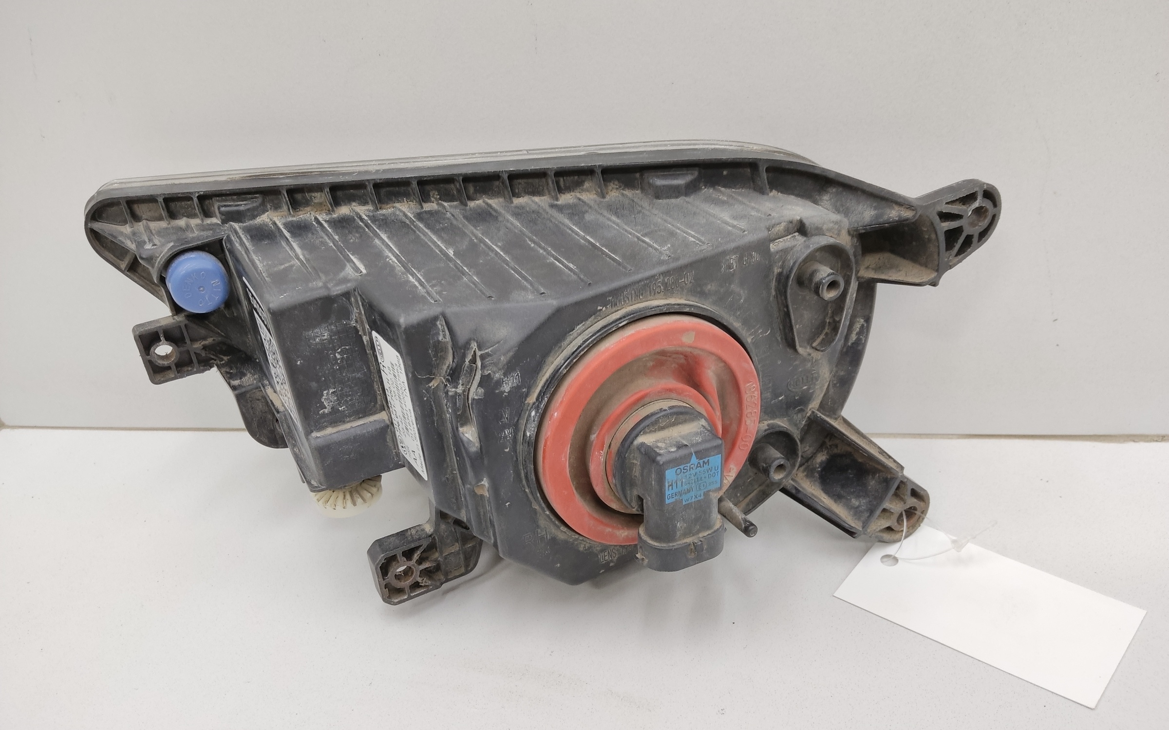 Фара ПТФ передняя правая Volkswagen Touareg 2 Restail