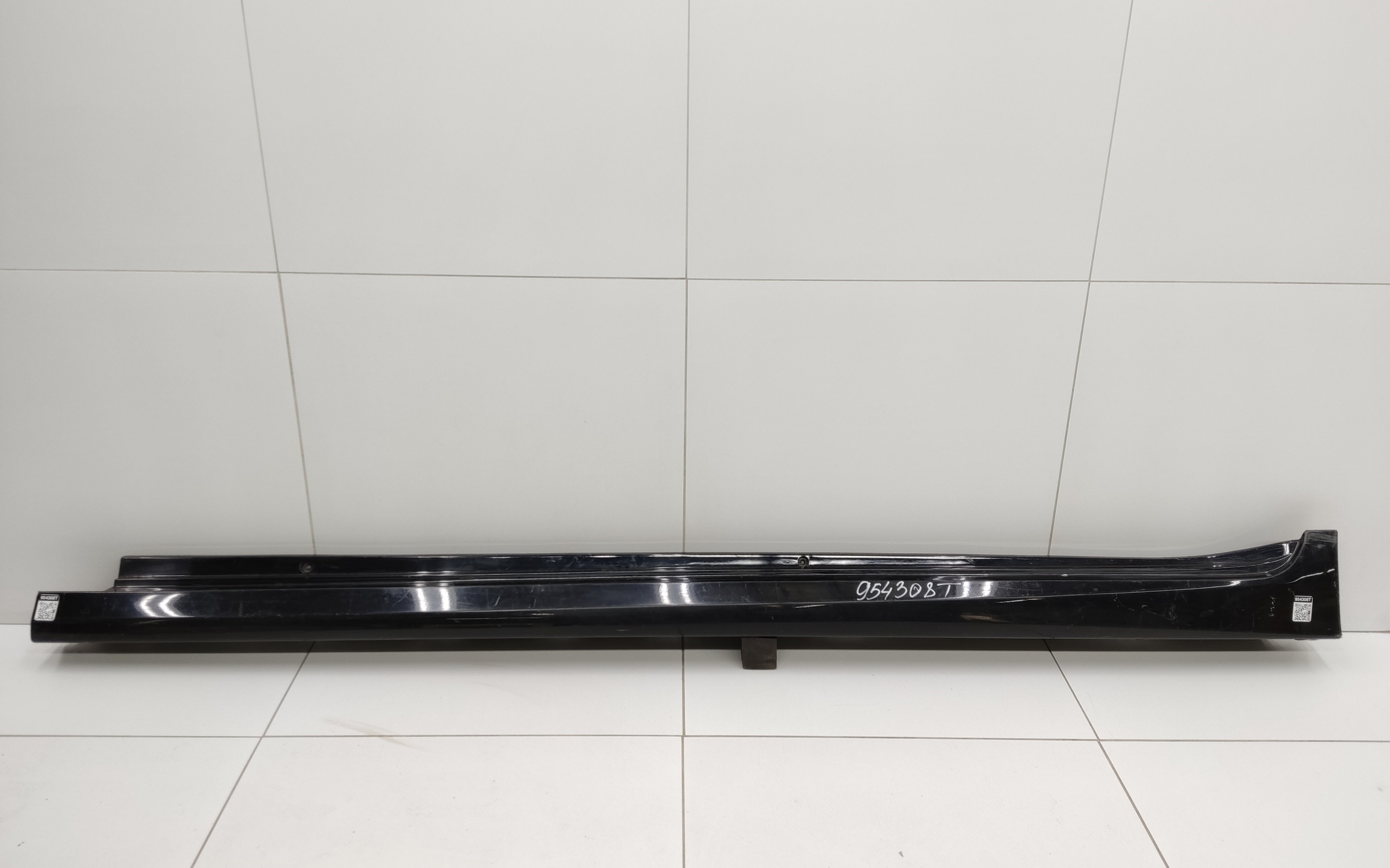 Накладка порога левого Toyota Camry V70