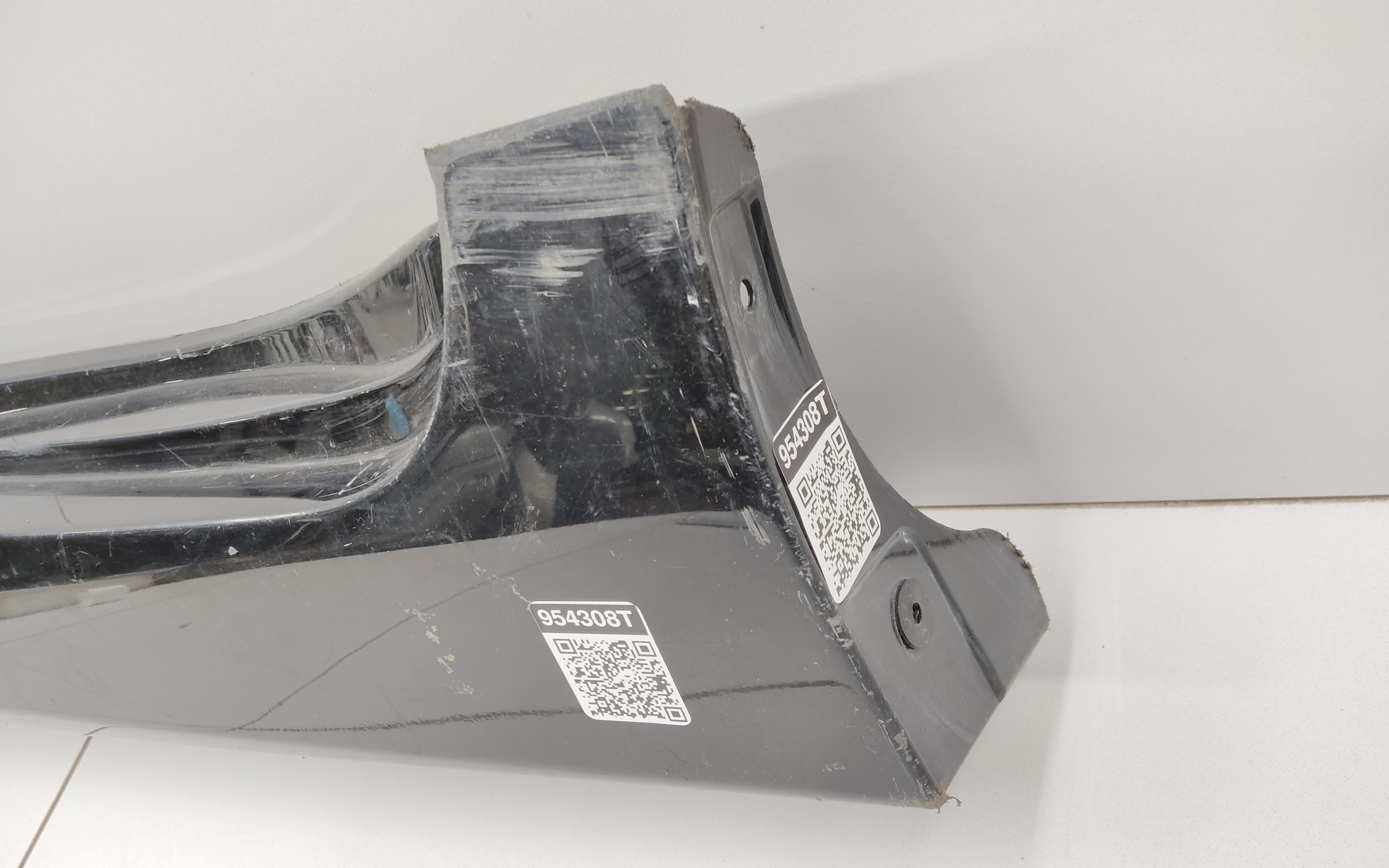 Накладка порога левого Toyota Camry V70