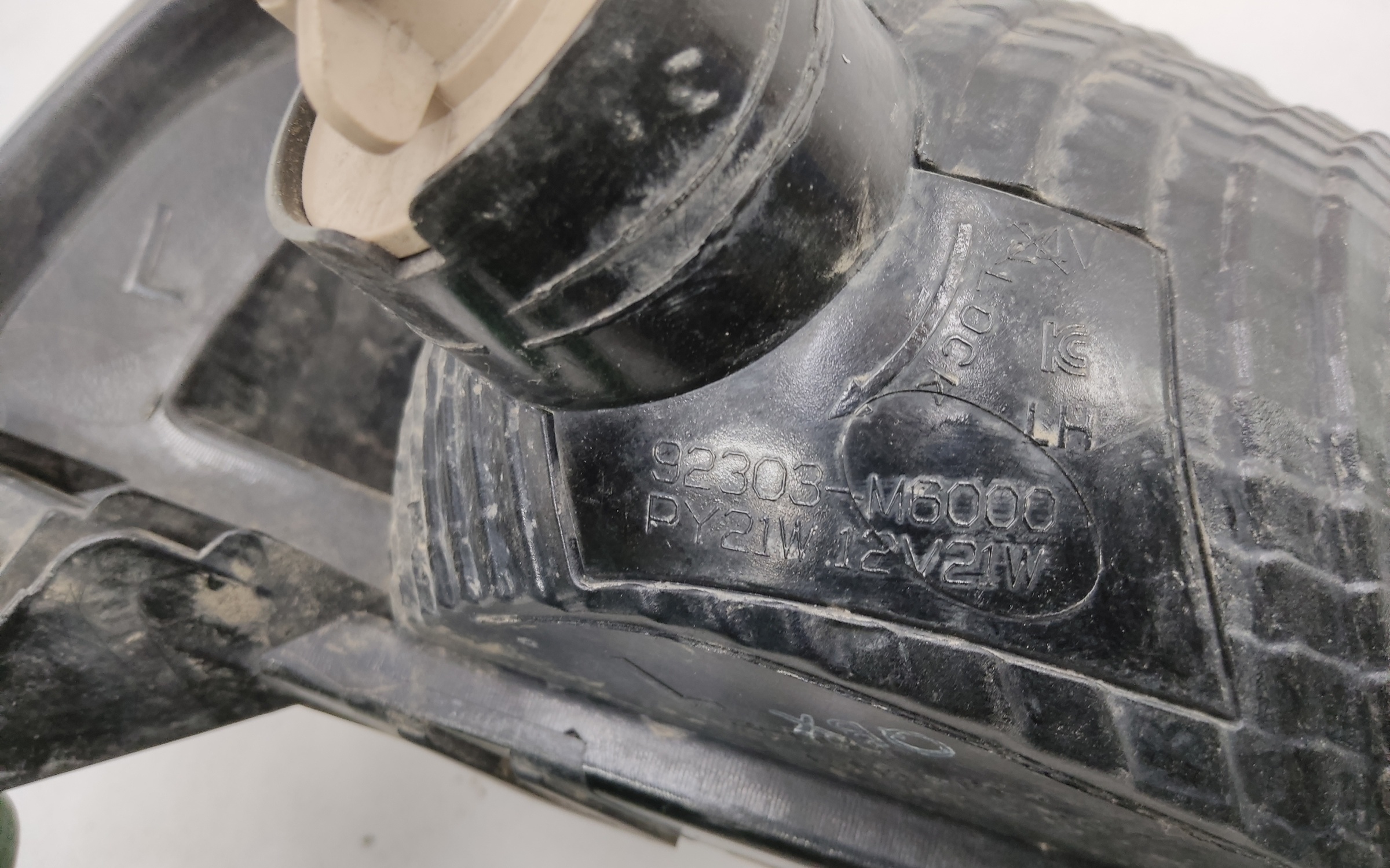 Повторитель поворота передний левый Kia Cerato 4