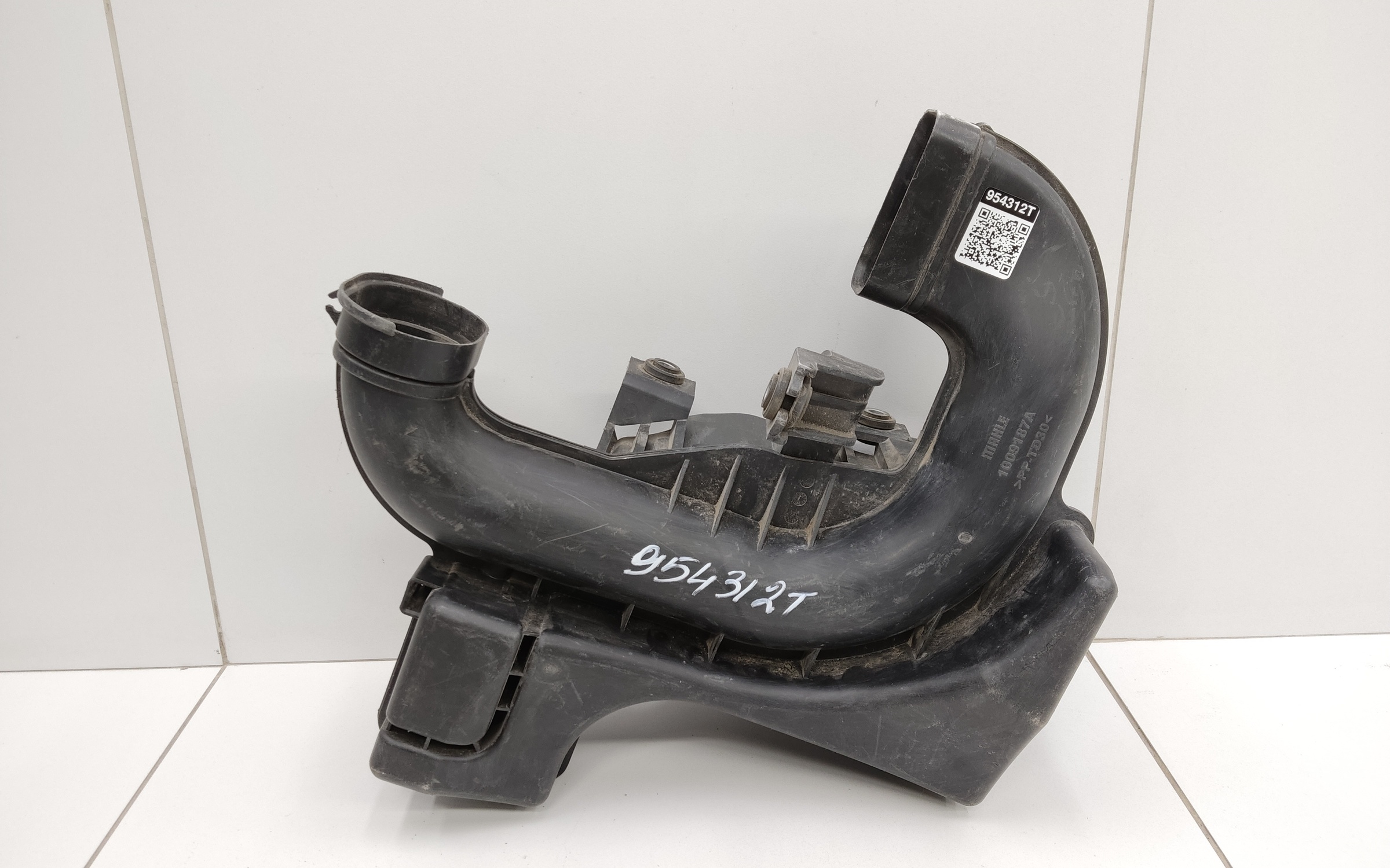 Резонатор воздушного фильтра Hyundai Solaris 2 Restail