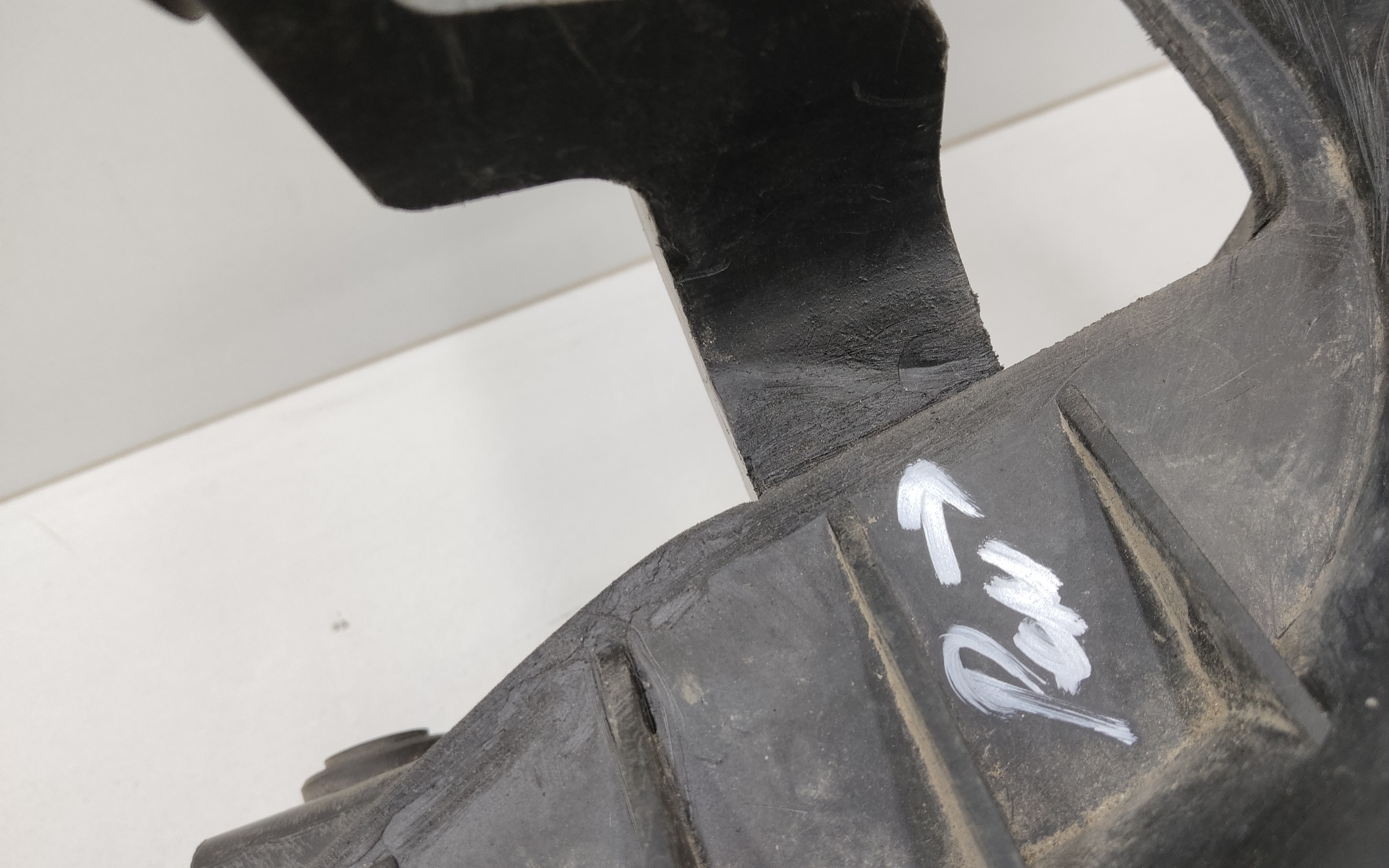 Резонатор воздушного фильтра Hyundai Solaris 2