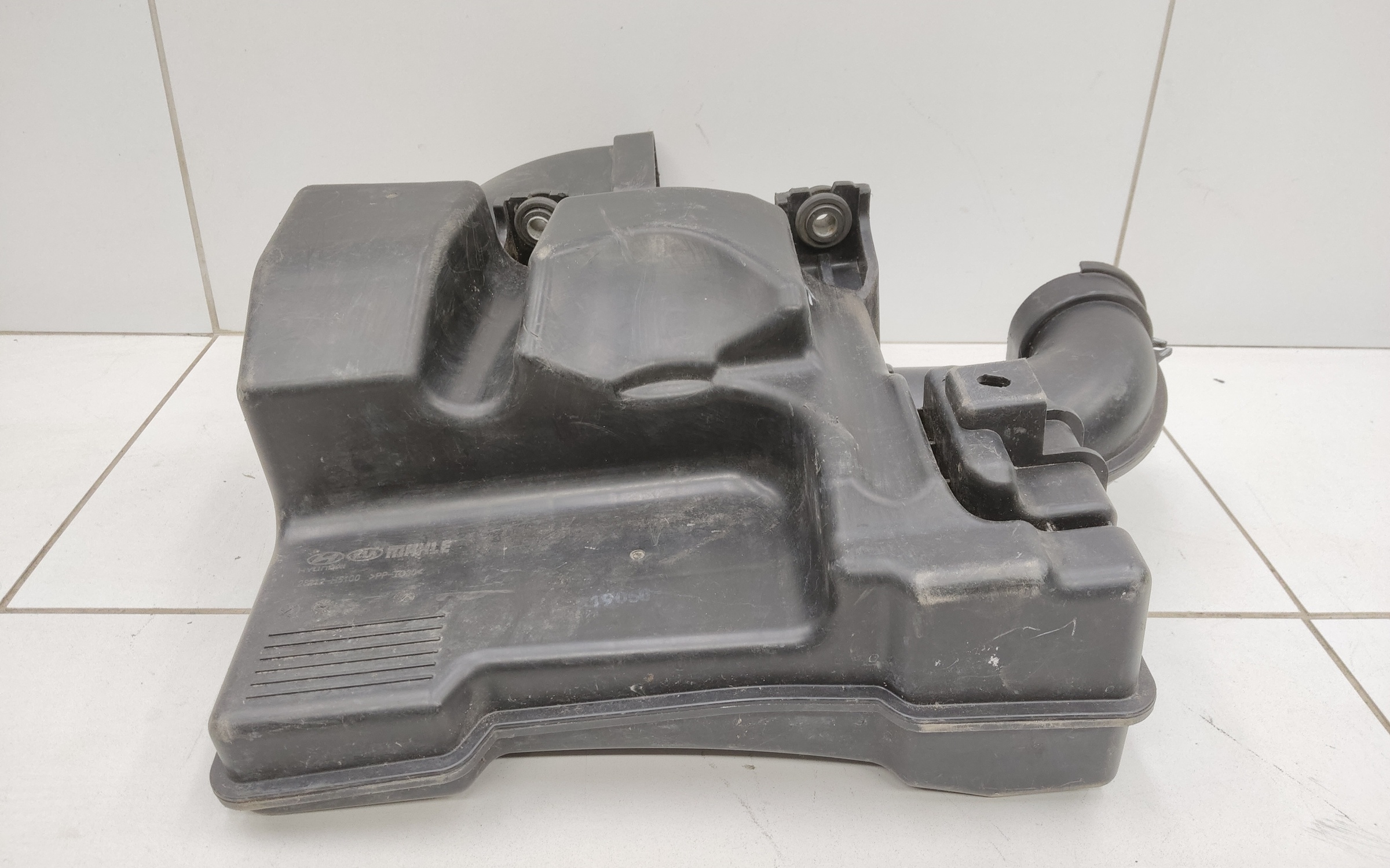 Резонатор воздушного фильтра Hyundai Solaris 2