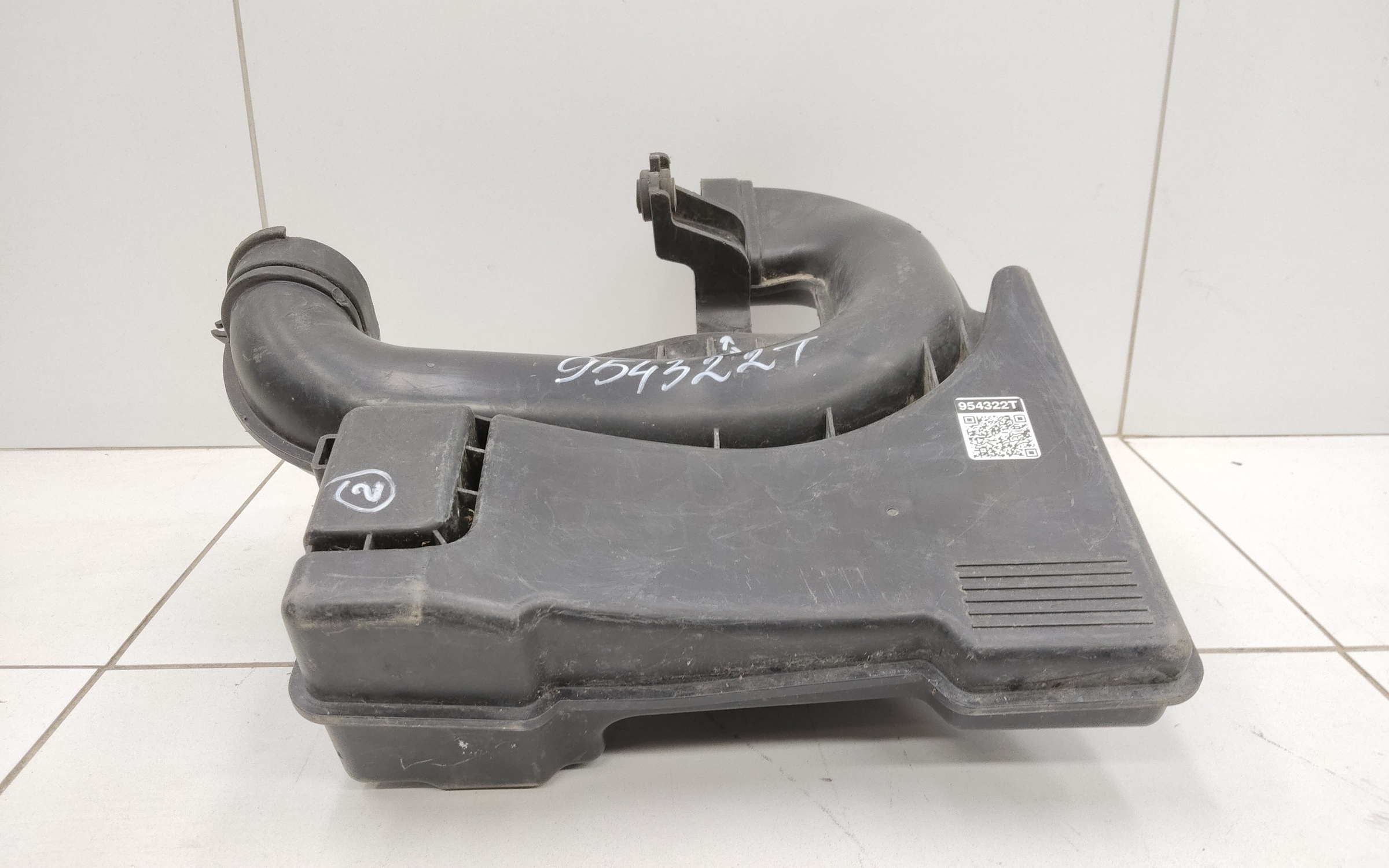 Резонатор воздушного фильтра Hyundai Solaris 2