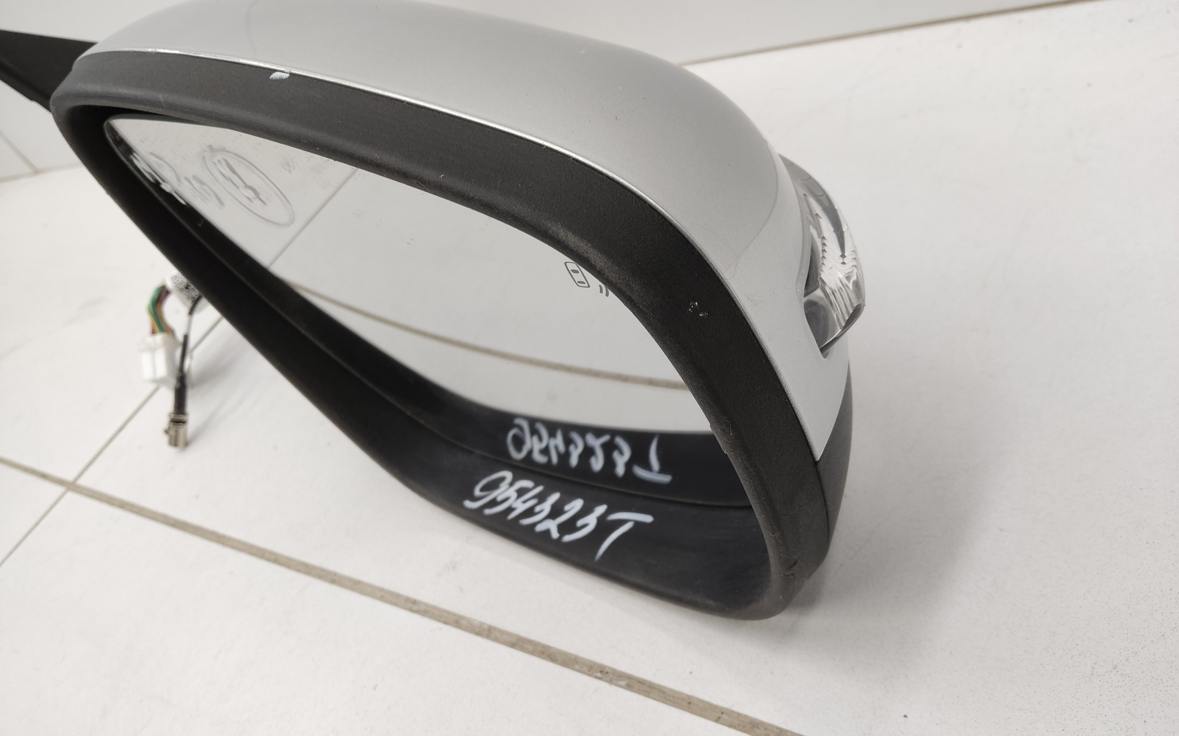 Зеркало правое Chery Tiggo 8 Pro 16+1 контактов под камеру