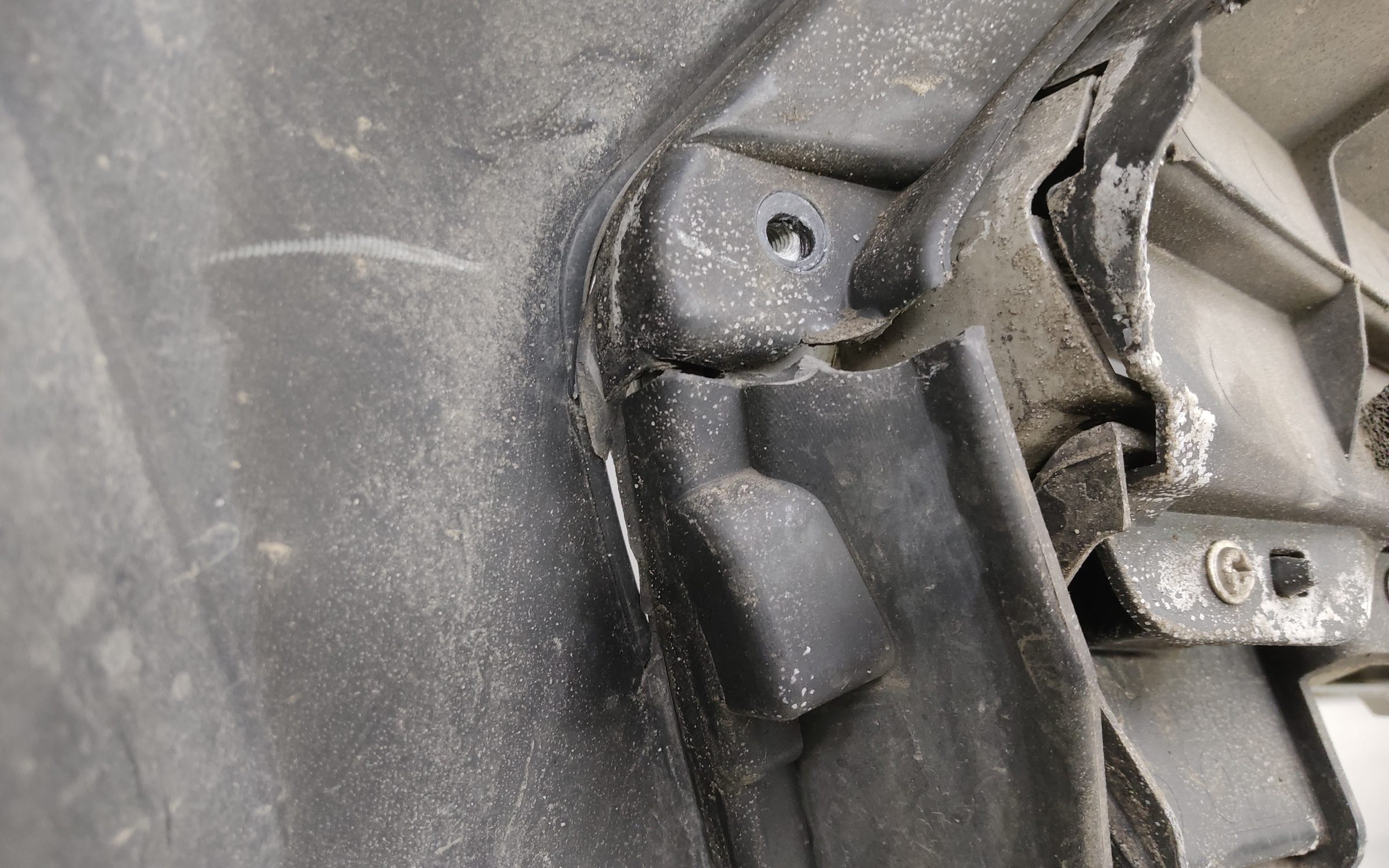 Бампер передний Subaru Outback 5