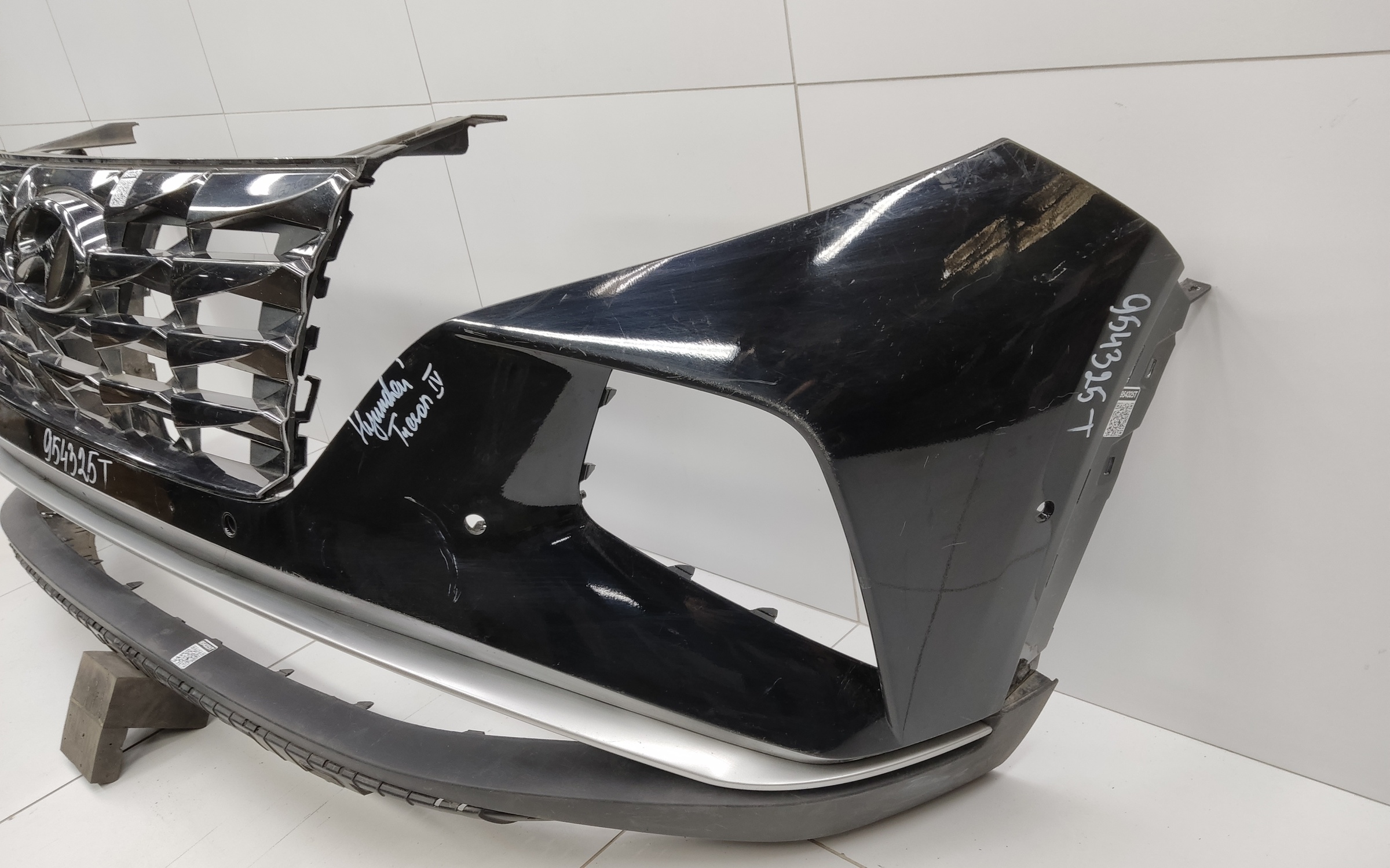 Бампер передний Hyundai Tucson 4