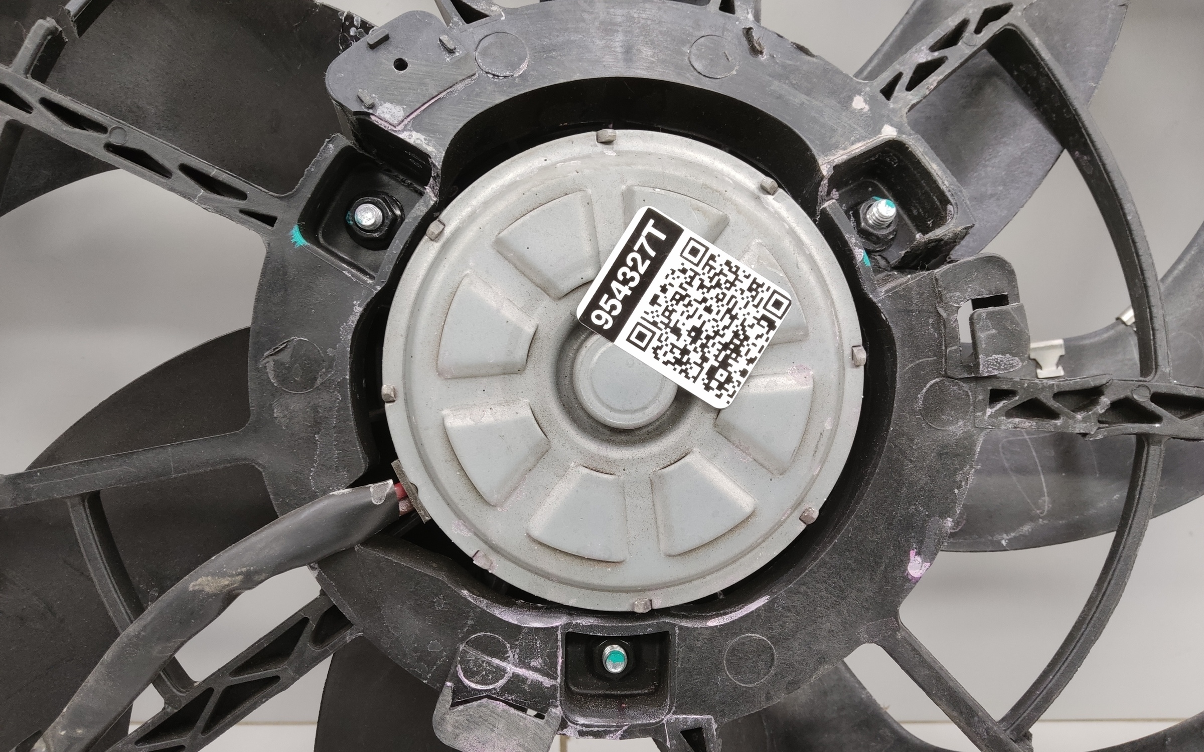 Диффузор вентилятора радиатора Chery Arrizo 8