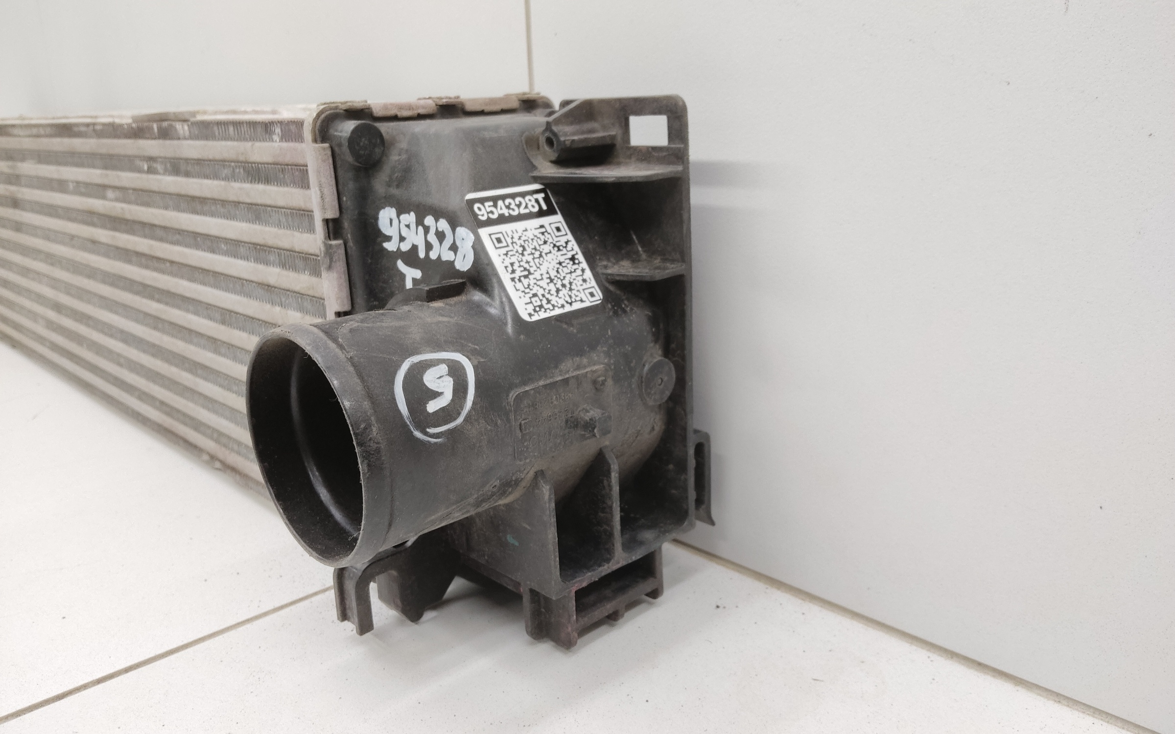 Радиатор турбины "интеркулер" Geely Monjaro