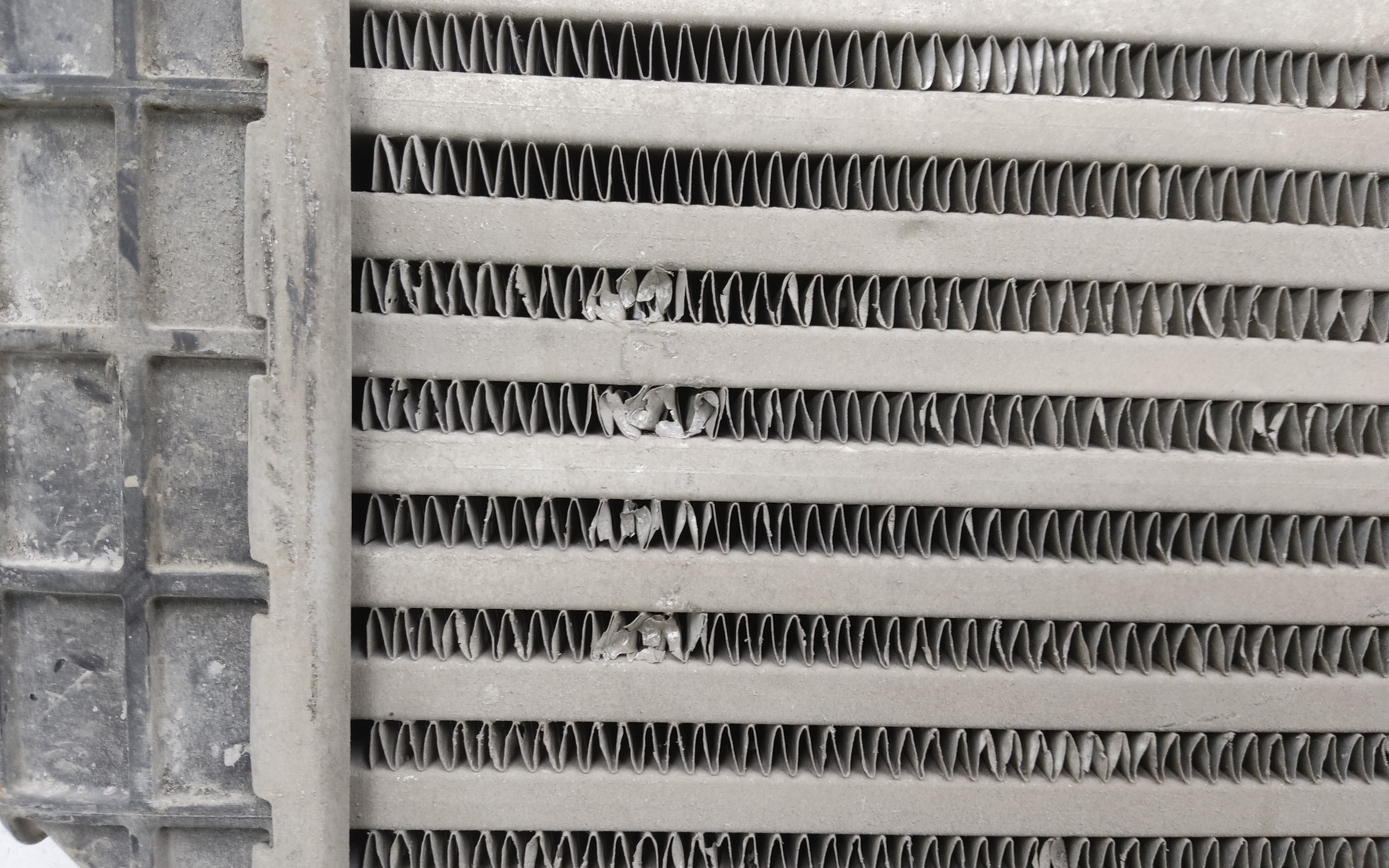 Радиатор турбины " интеркулер " Geely Coolray