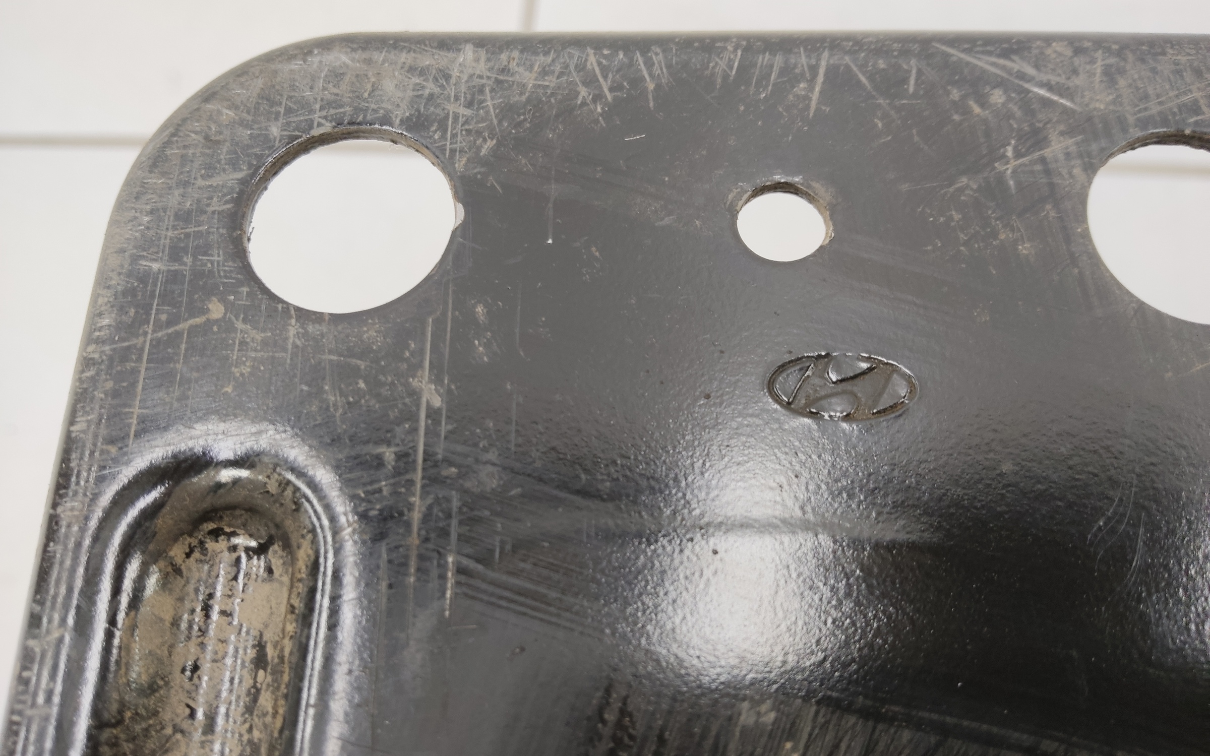 Усилитель переднего бампера Hyundai Creta 1