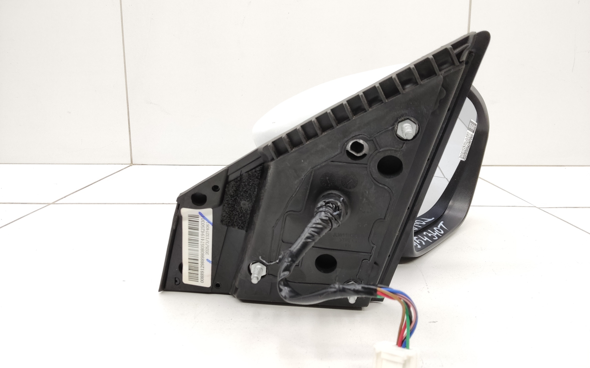 Зеркало правое Geely Coolray 6 контактов