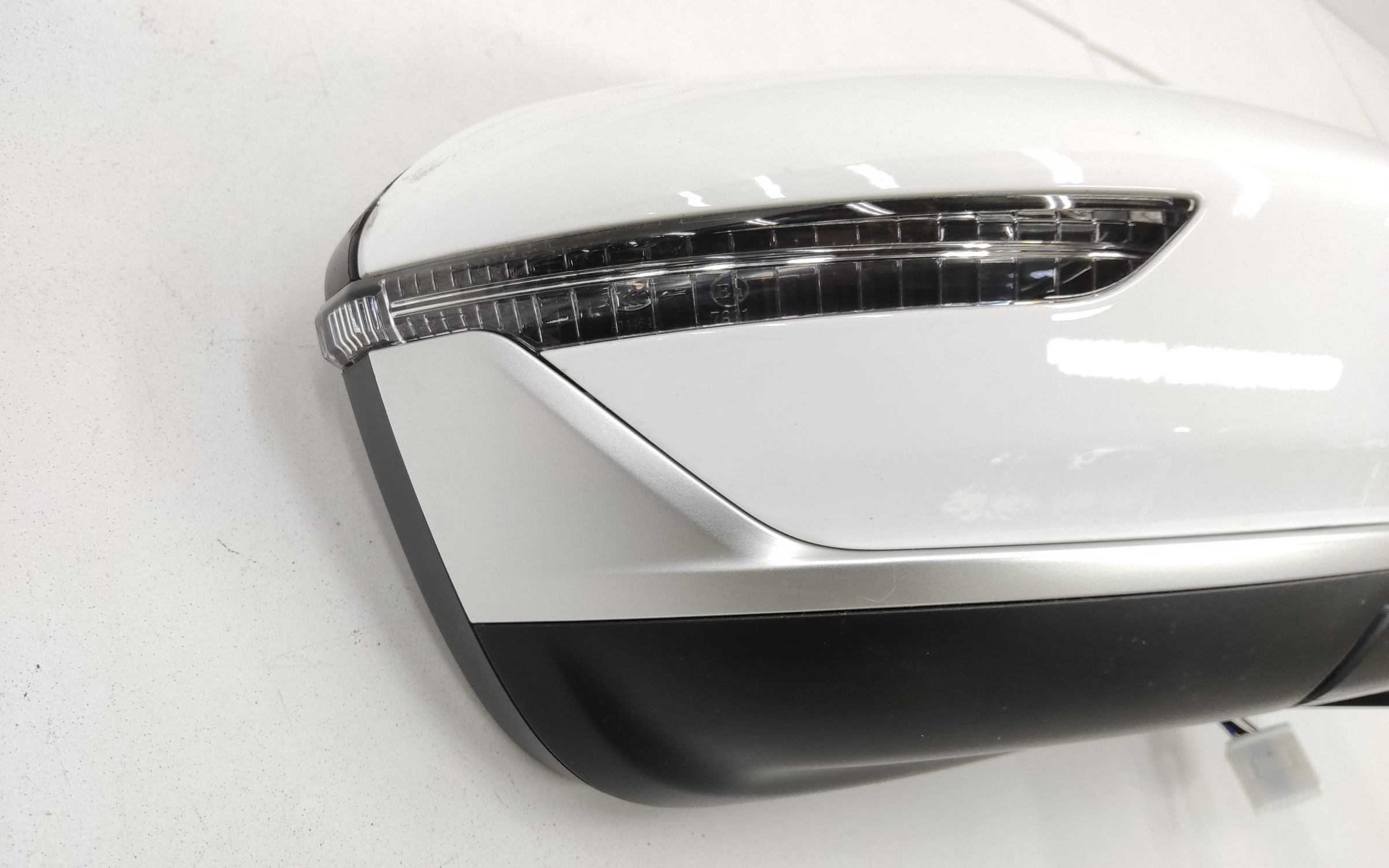 Зеркало правое Geely Coolray 6 контактов