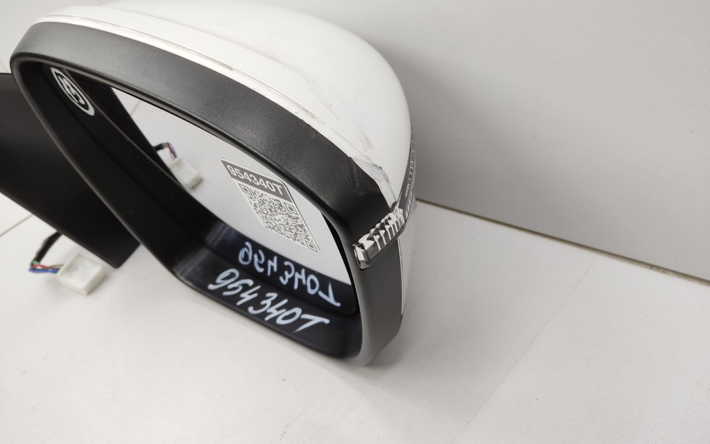 Зеркало правое Geely Coolray 6 контактов