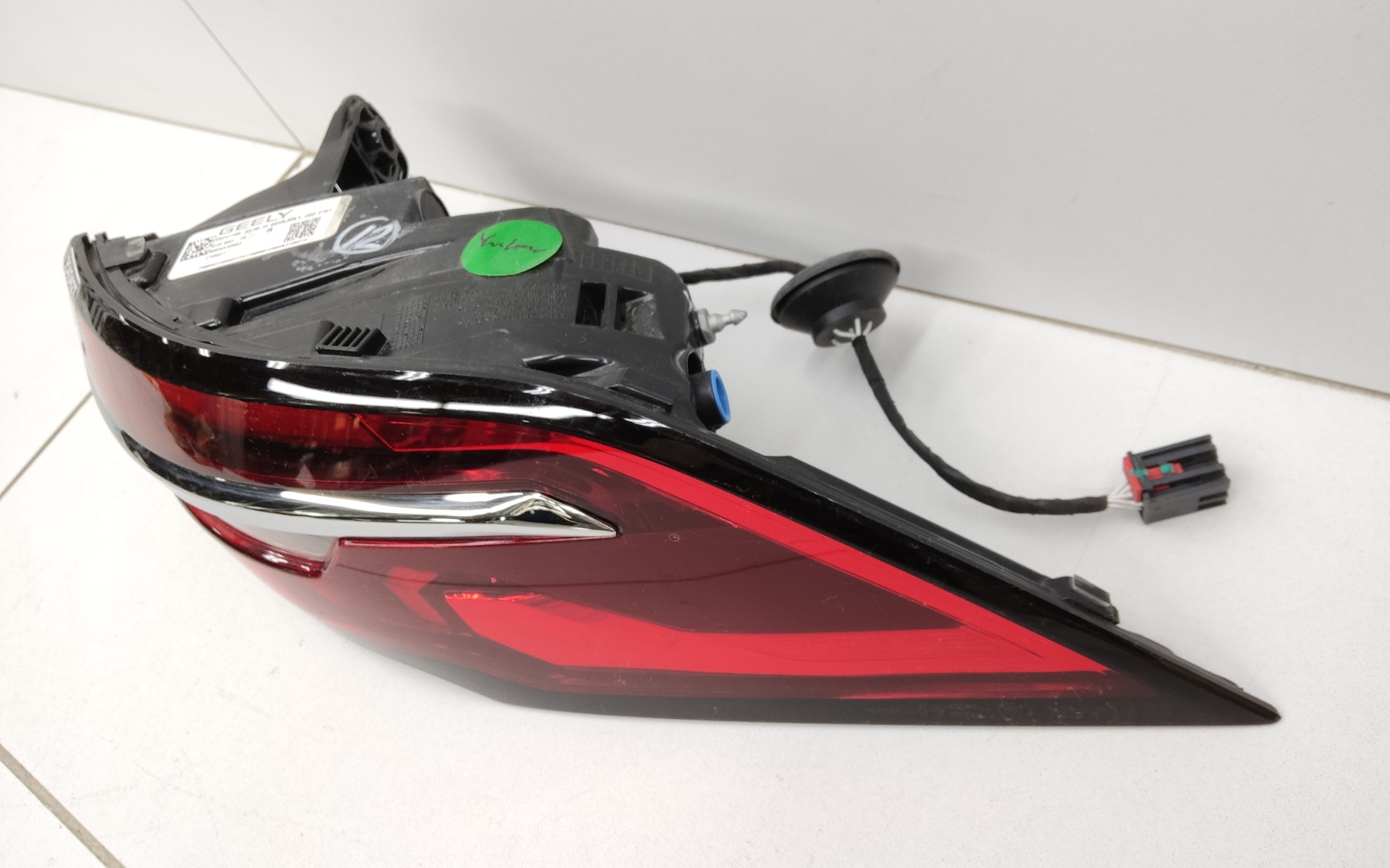 Фонарь задний правый наружный Geely Monjaro