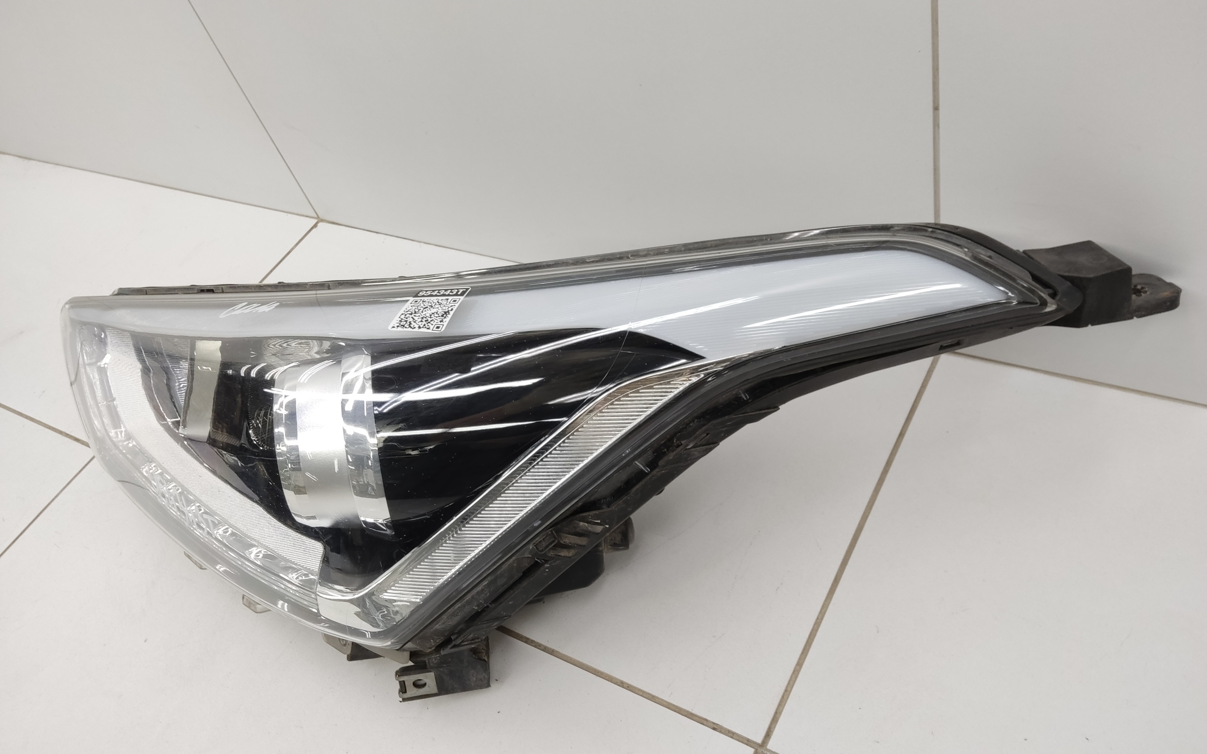 Фара передняя левая линза Hyundai Creta 1 галоген ДХО белая