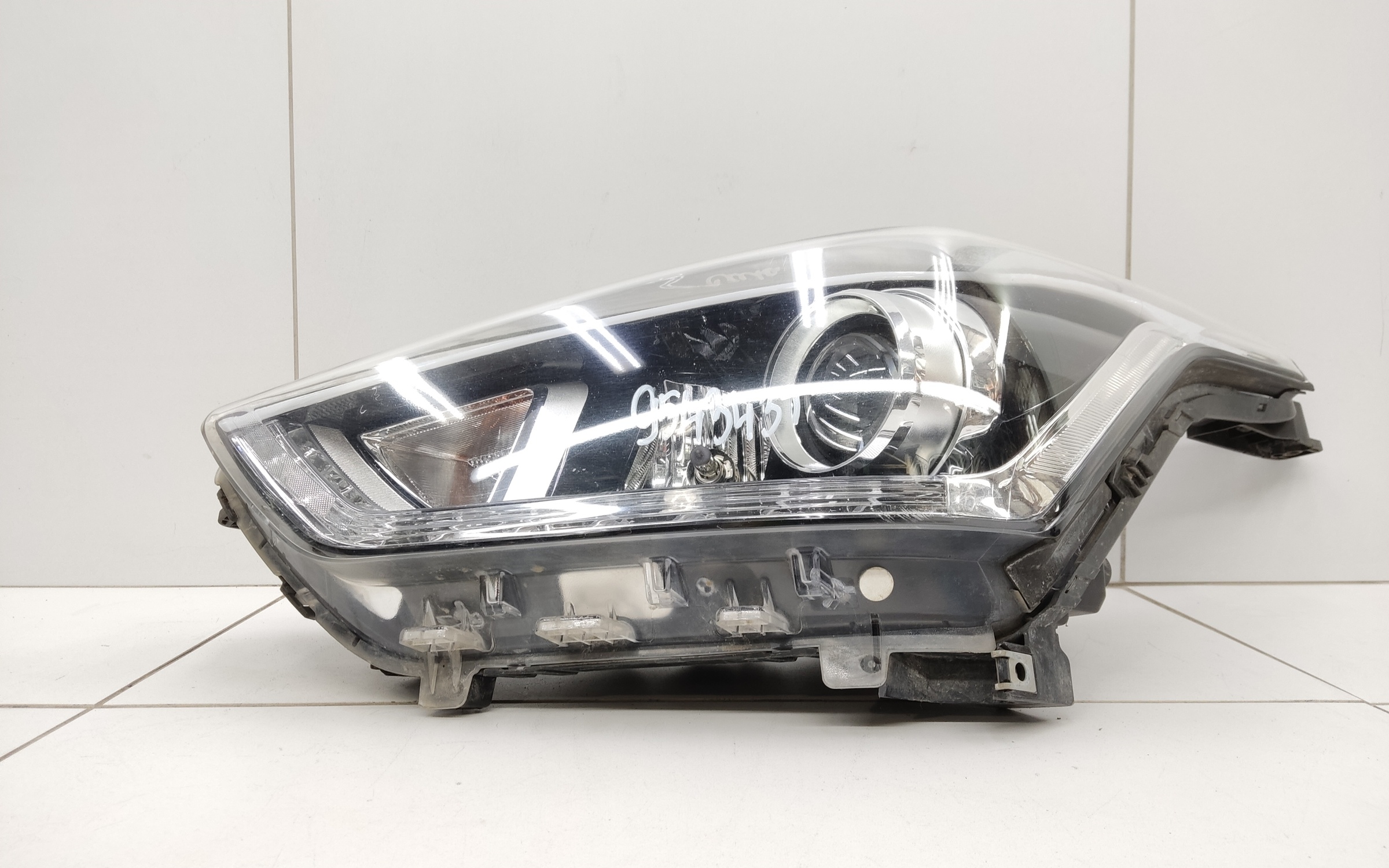 Фара передняя левая линза Hyundai Creta 1 галоген ДХО белая