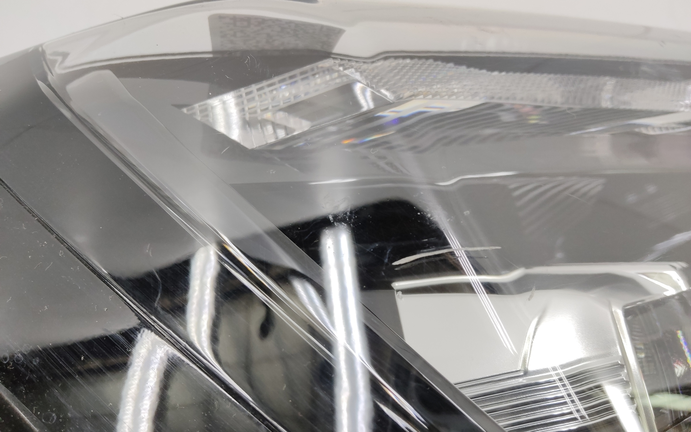 Фара передняя правая Geely Okavango Restail