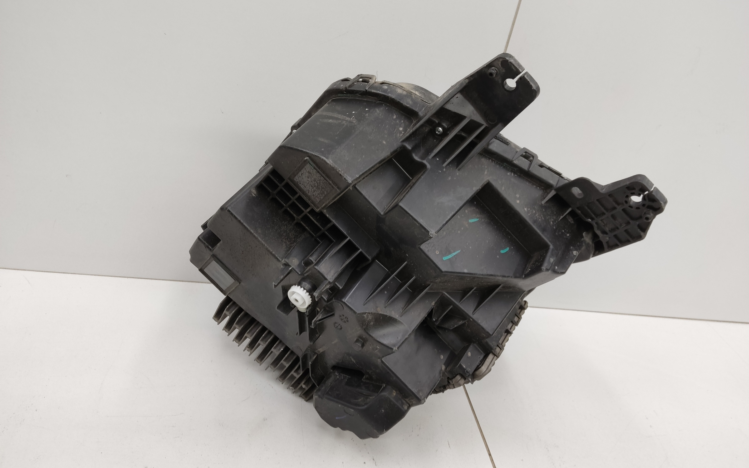 Фара передняя правая Haval H9 2 LED