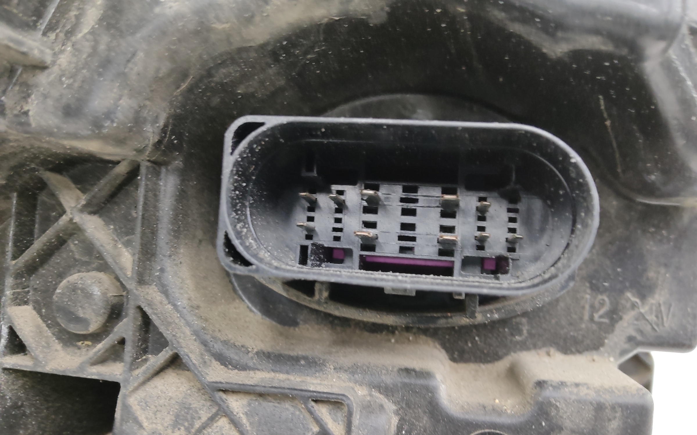 Фара передняя левая Volkswagen Polo 6 Liftback LED