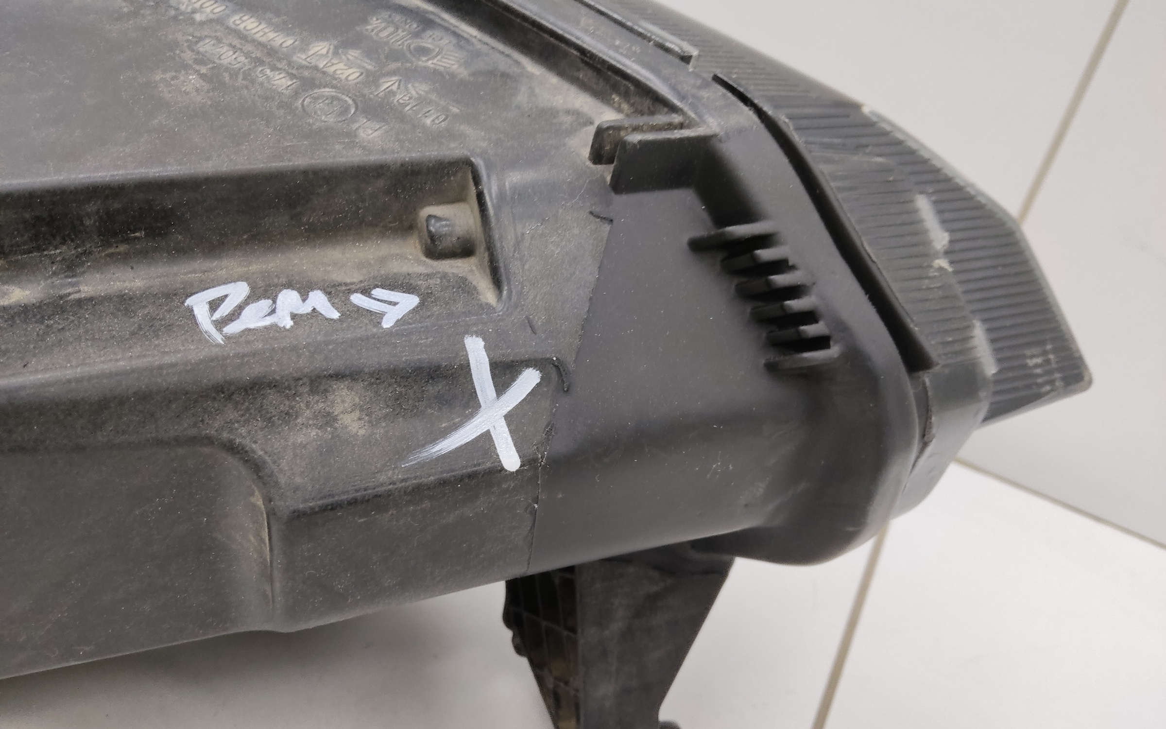 Фара передняя левая Volkswagen Polo 6 Liftback LED