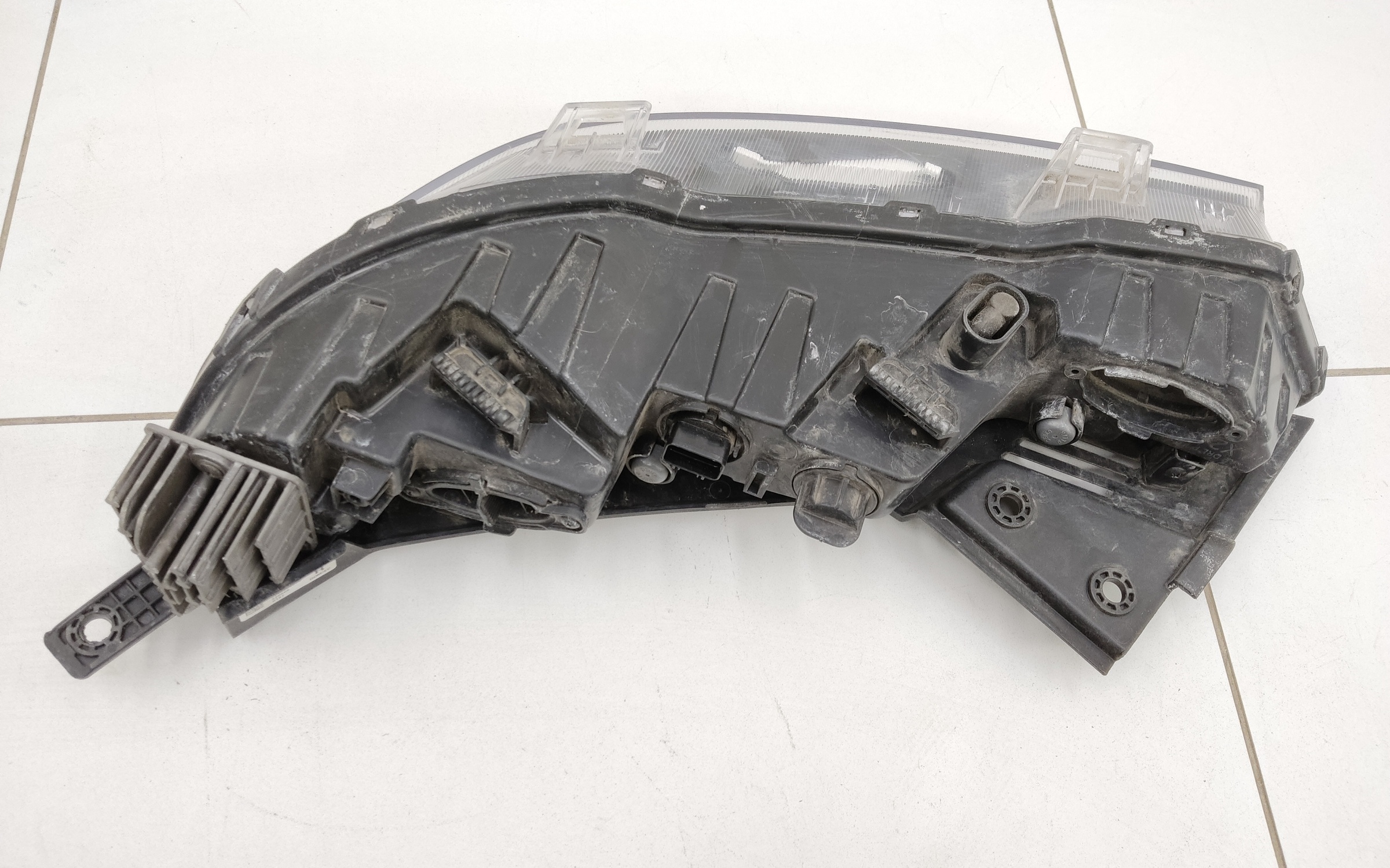 Фара дхо передняя правая Hyundai Palisade LED