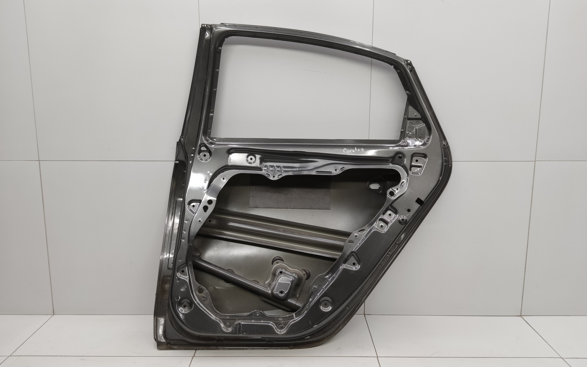 Дверь задняя правая Kia Cerato 4