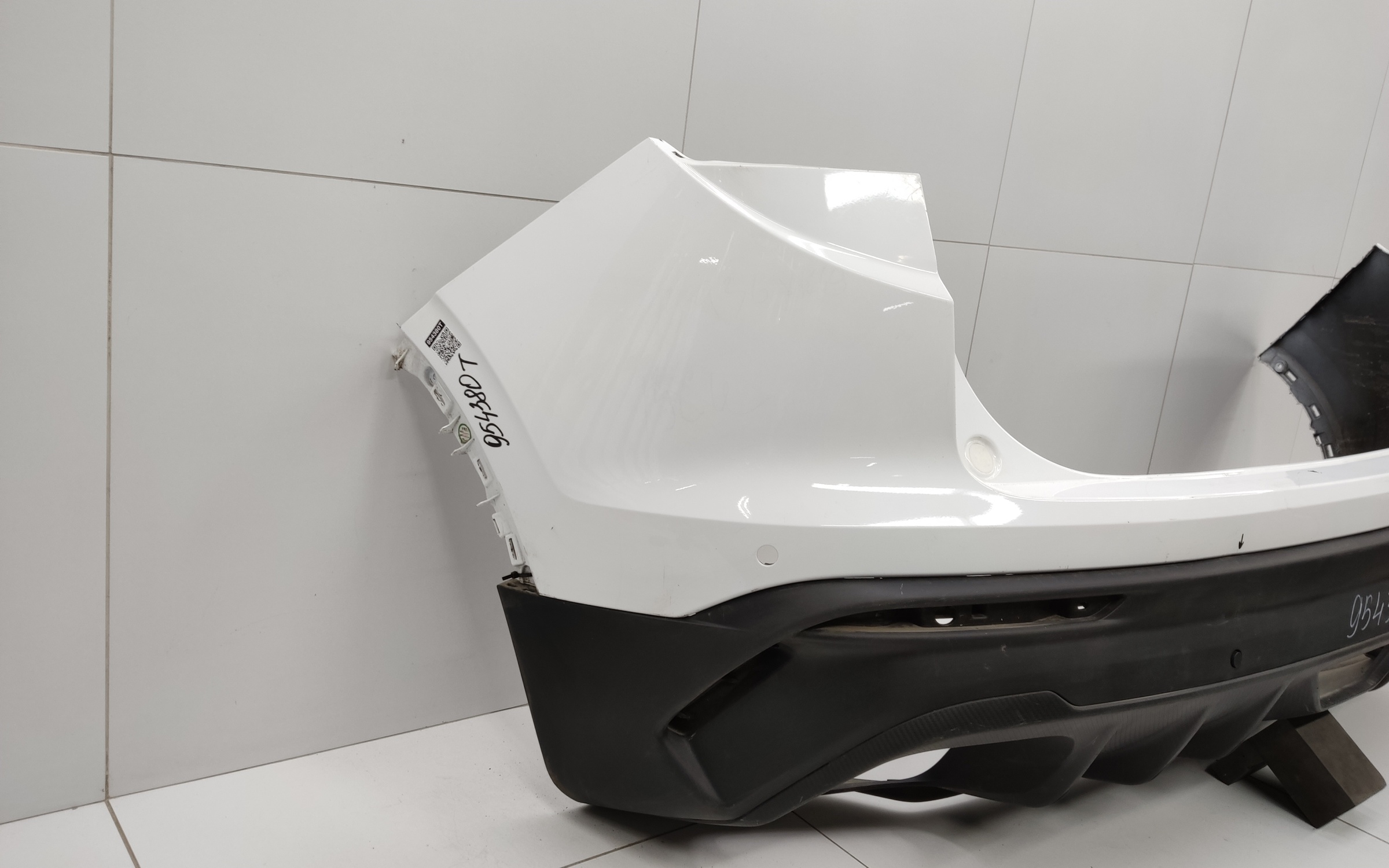 Бампер задний верхняя часть Geely Coolray