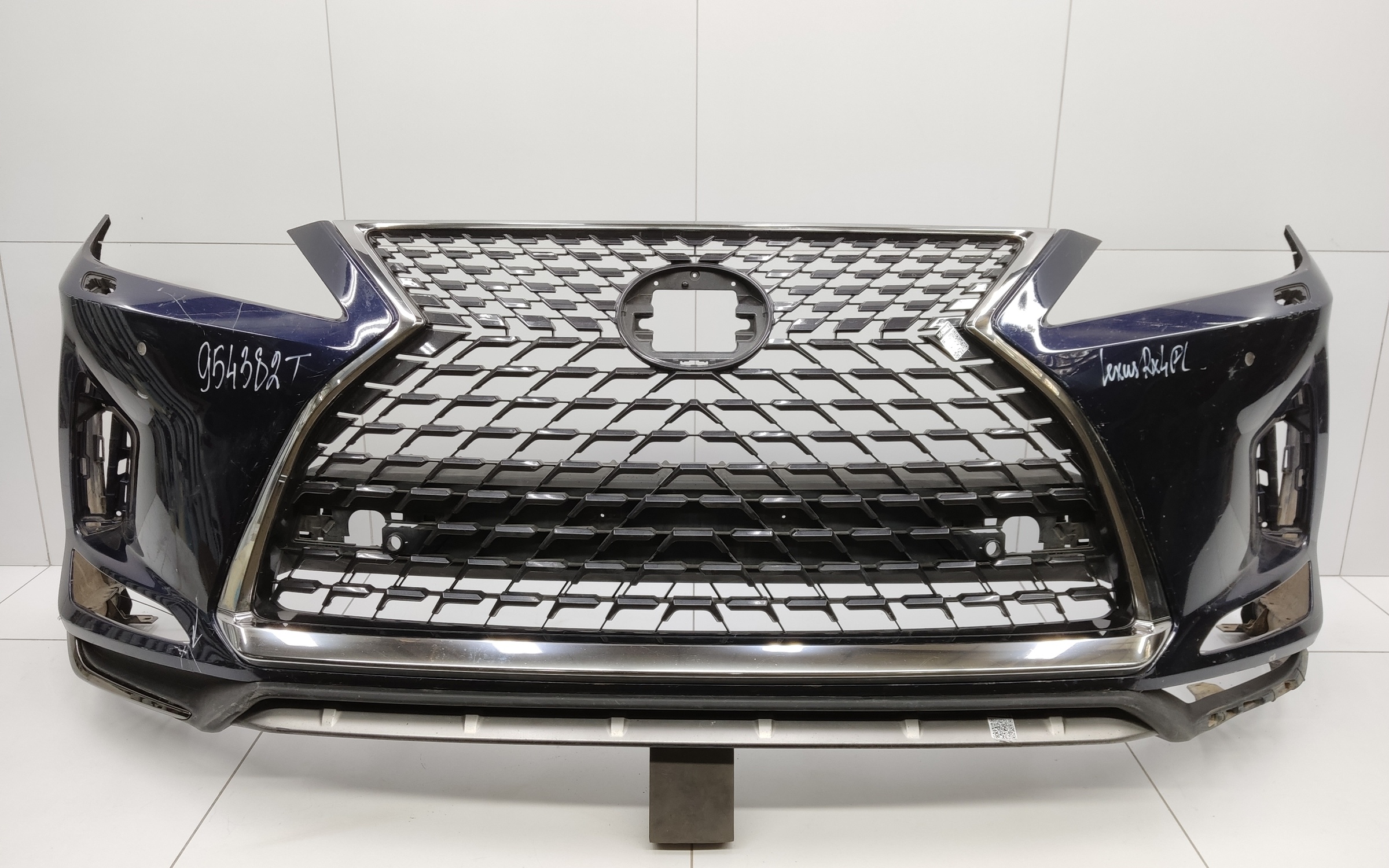 Бампер передний Lexus RX 4 Restail