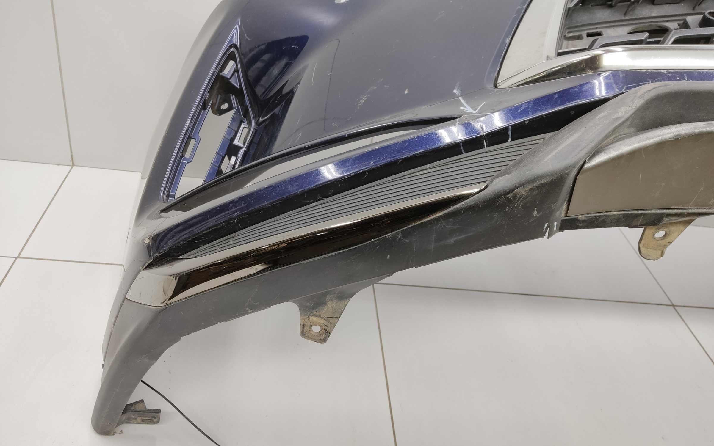 Бампер передний Lexus RX 4 Restail